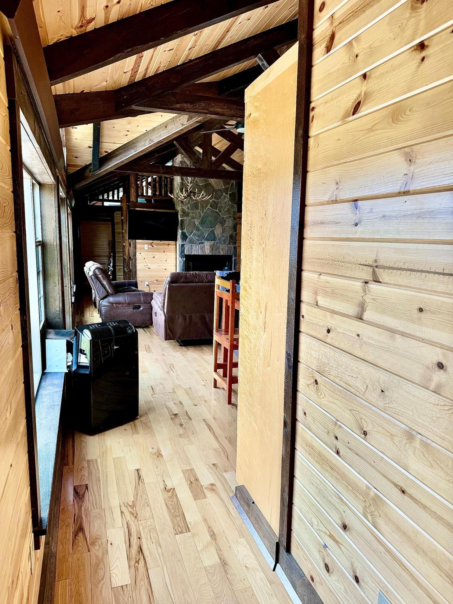 The Lodge at Devils Tower photo 21