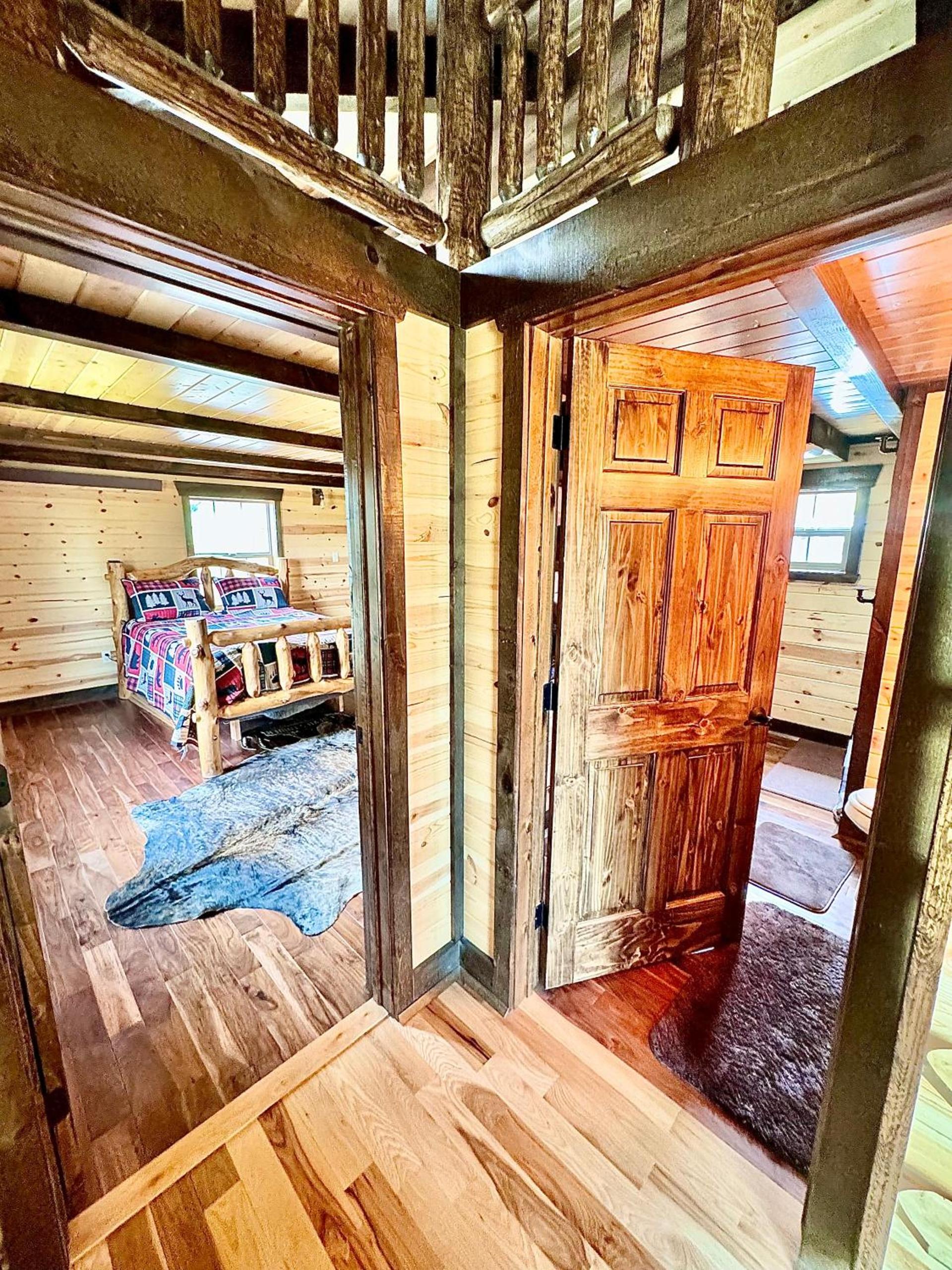 The Lodge at Devils Tower photo 16
