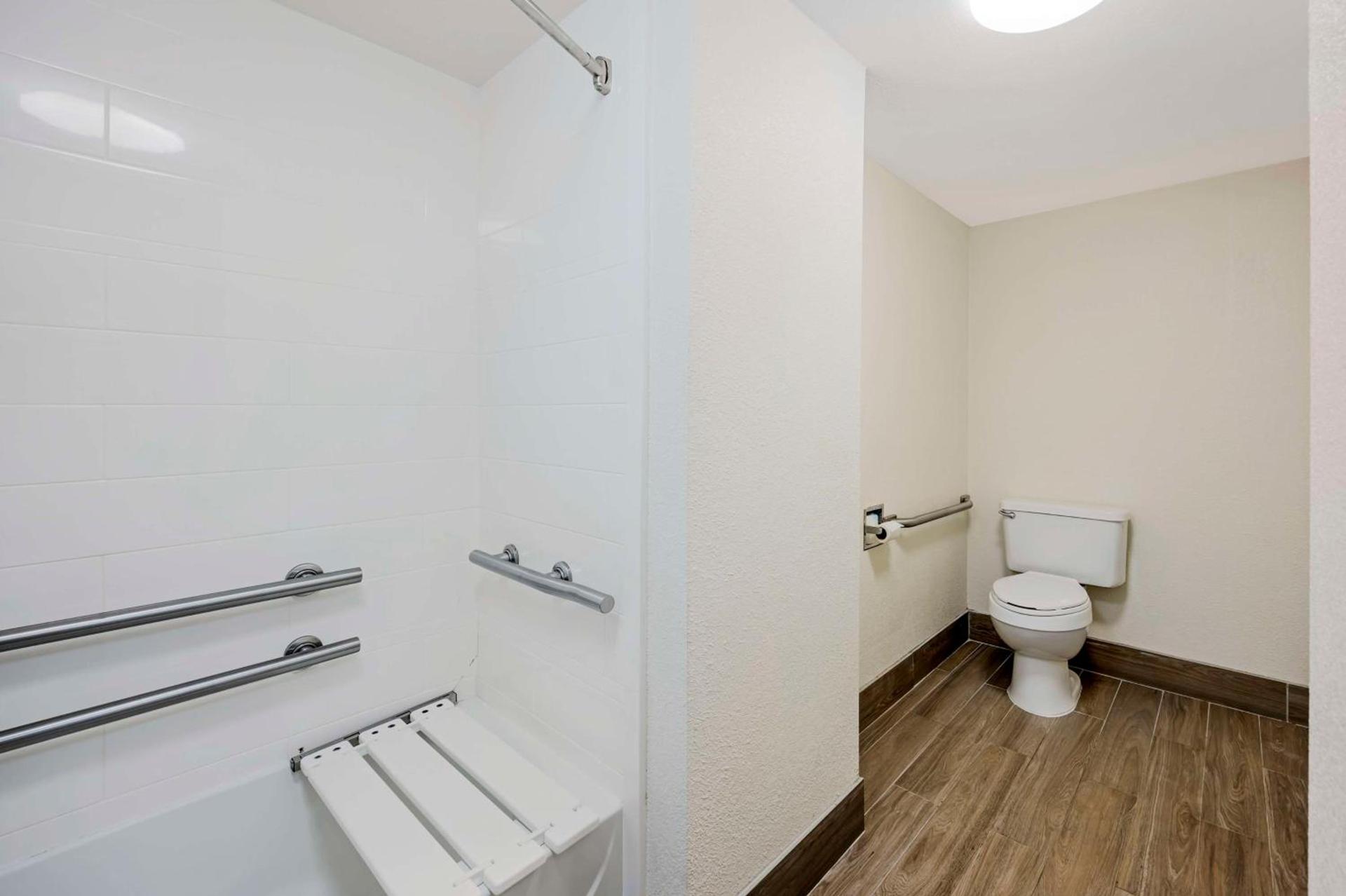 Best Western Gen X Inn photo 17
