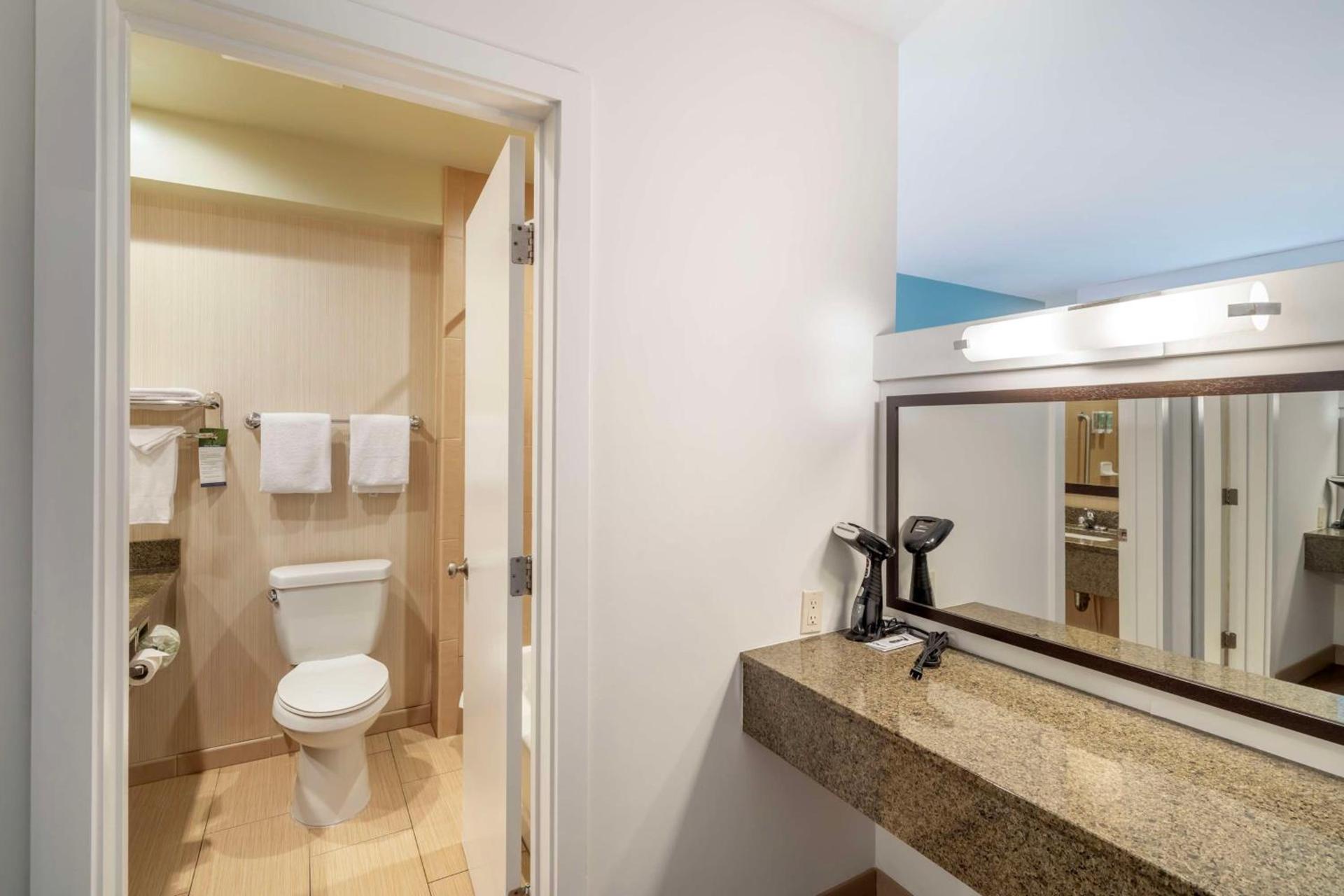 Best Western At Ventura Pier photo 34