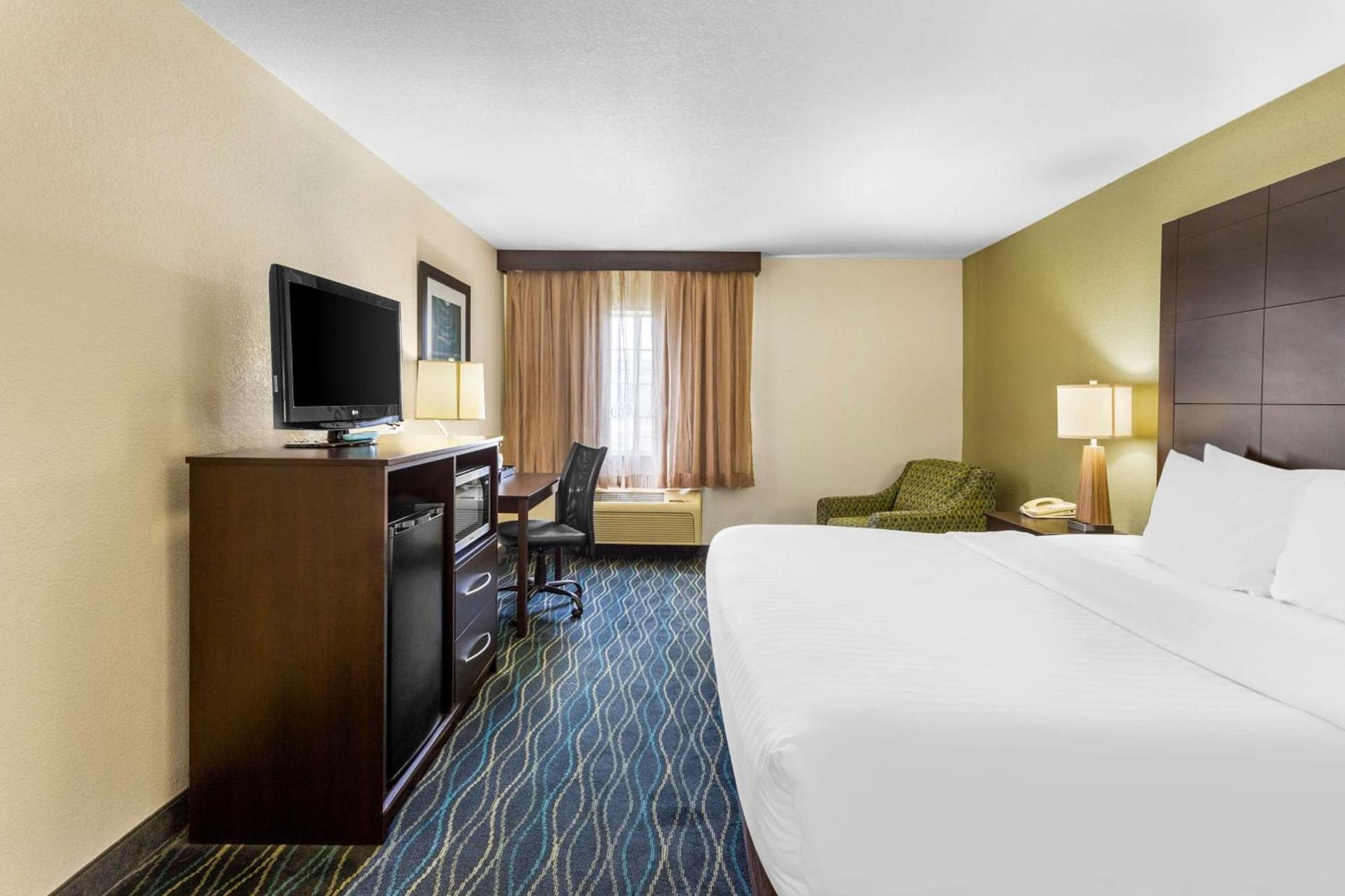 Best Western Oglesby Inn photo 8