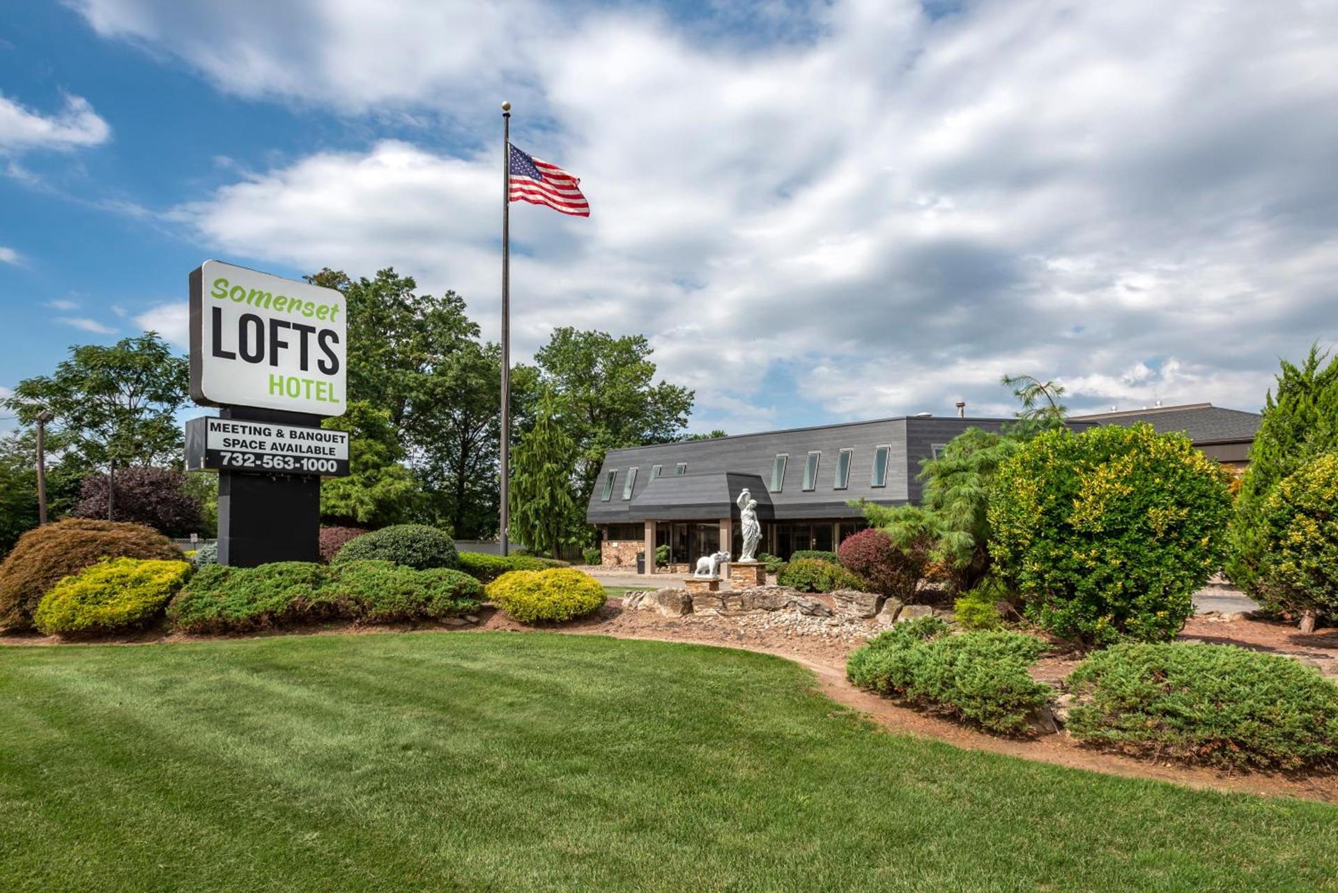 Amwell Suites photo 15