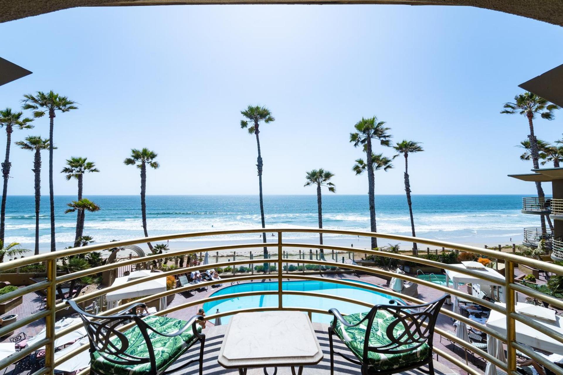 Pacific Terrace Hotel photo 4