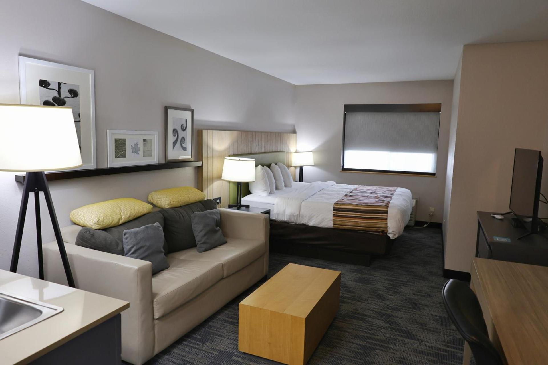 Country Inn & Suites by Radisson, Sparta, WI photo 68