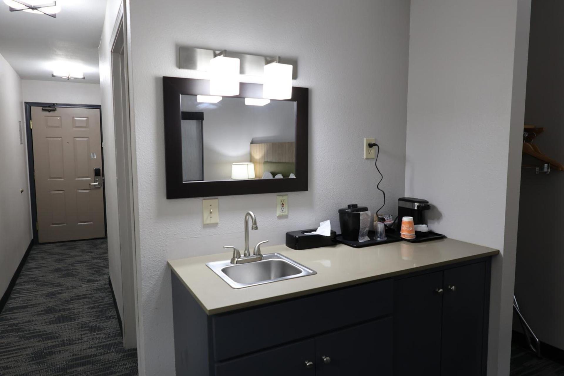Country Inn & Suites by Radisson, Sparta, WI photo 73