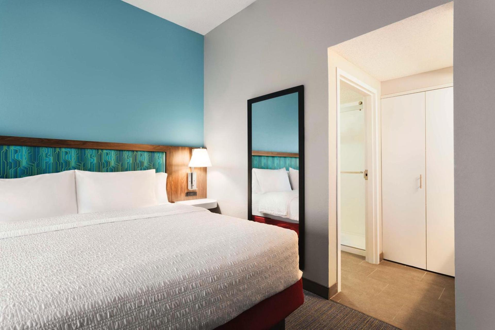 Hampton Inn & Suites Springfield photo 16