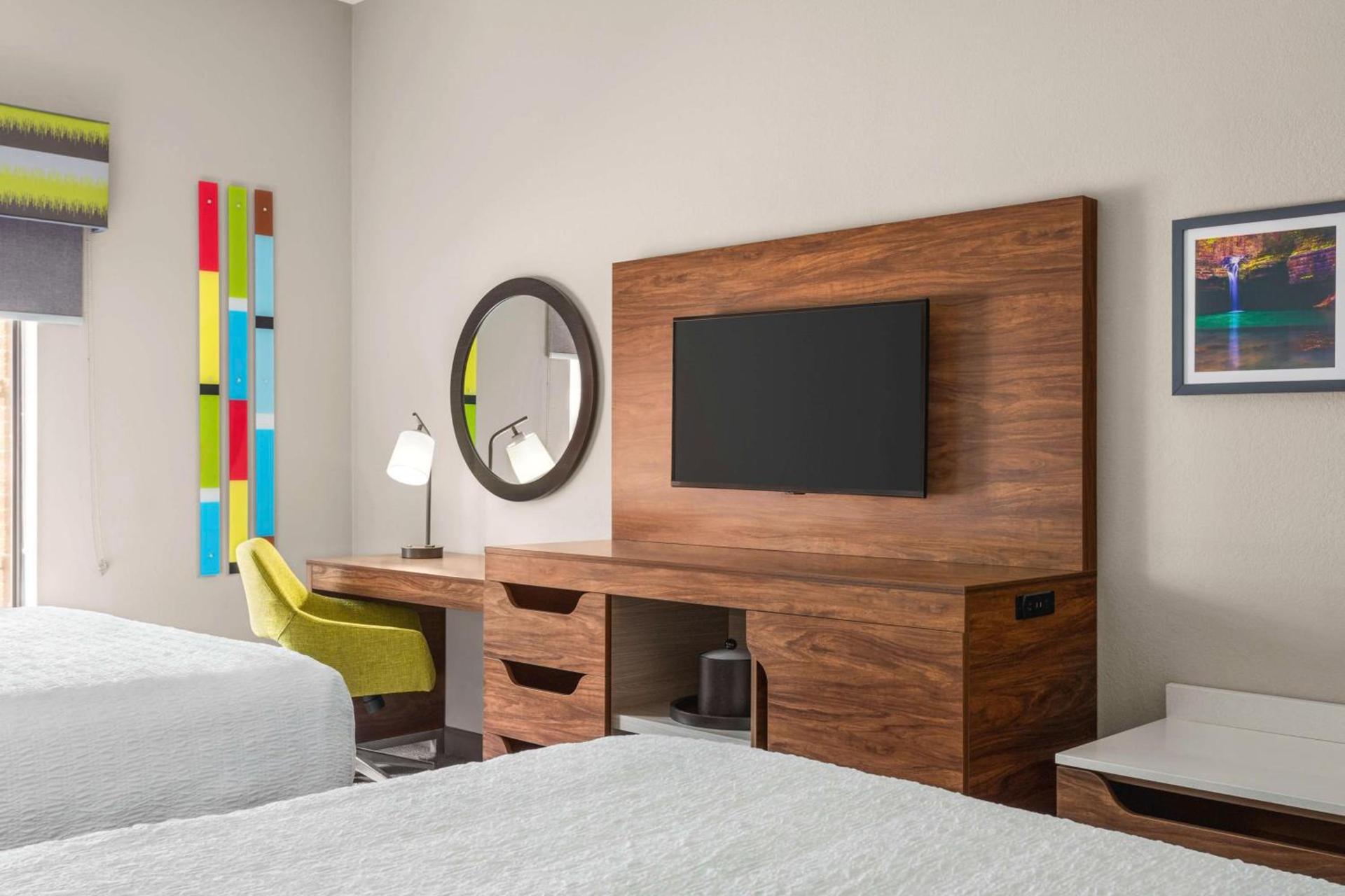 Hampton Inn & Suites Springfield photo 19