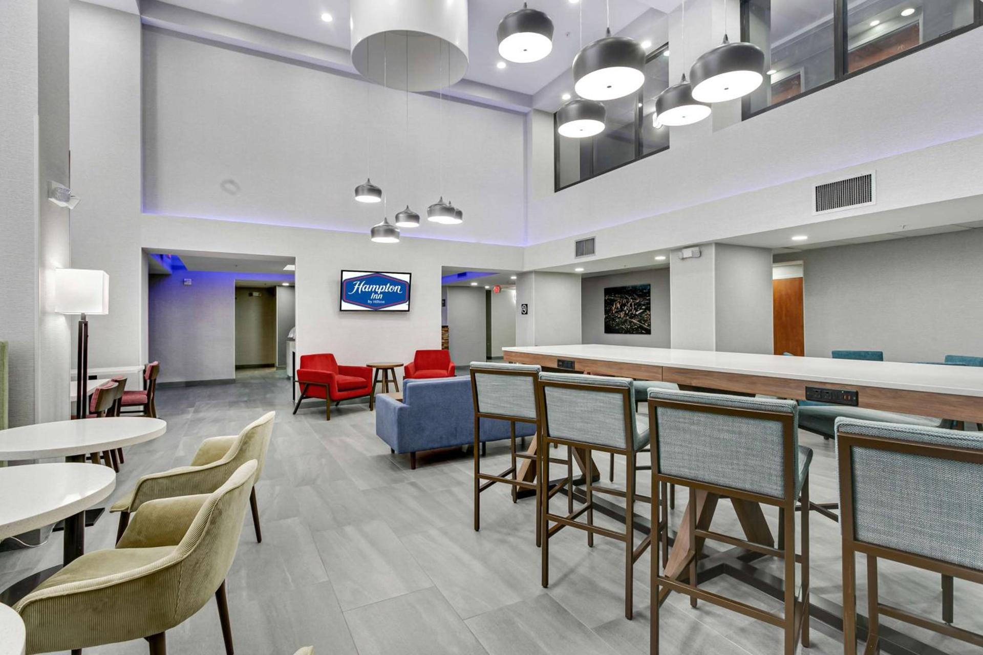 Hampton Inn Houston-Pearland, TX photo 2