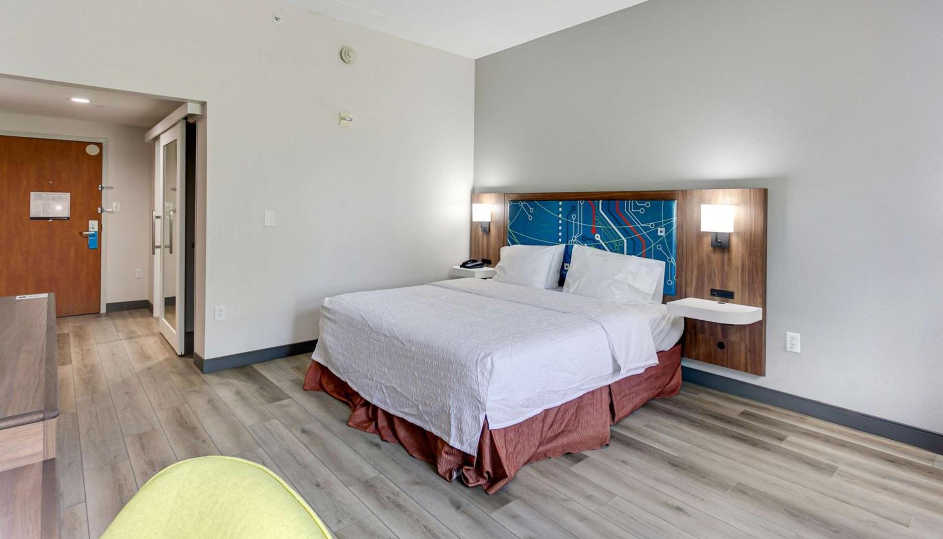Hampton Inn Houston-Pearland, TX photo 26