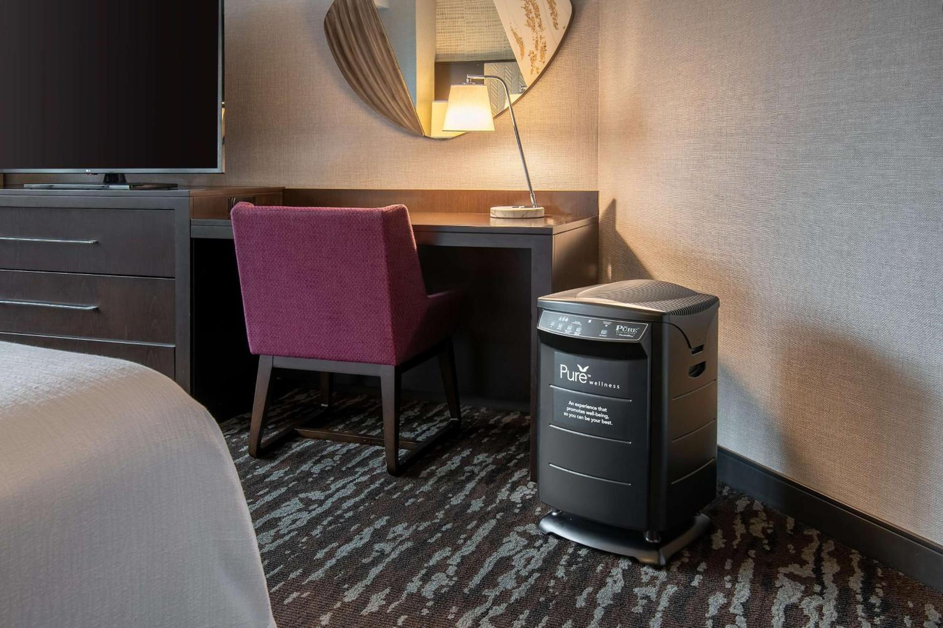 Embassy Suites by Hilton Crystal City National Airport photo 55