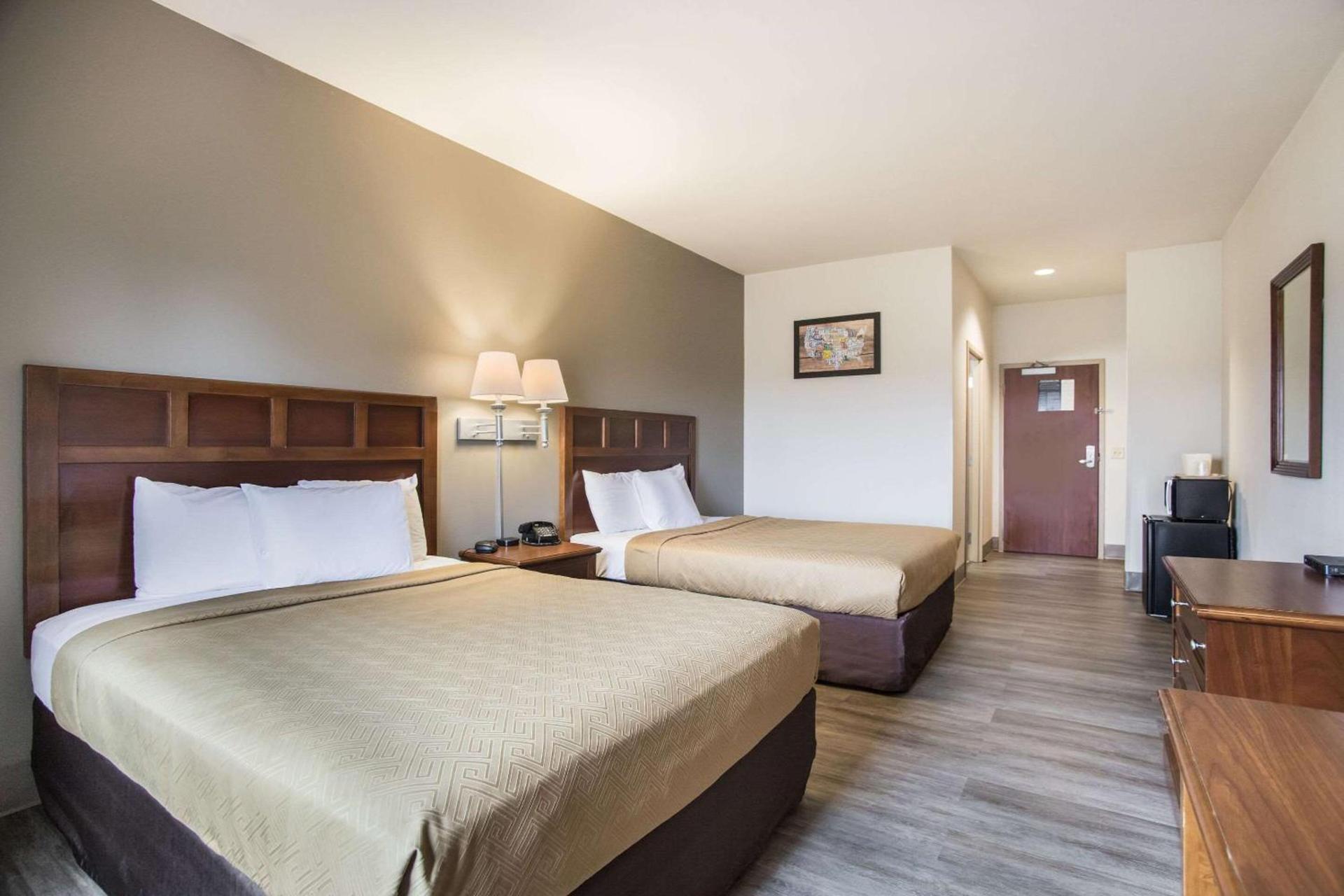 Econo Lodge Anderson photo 9