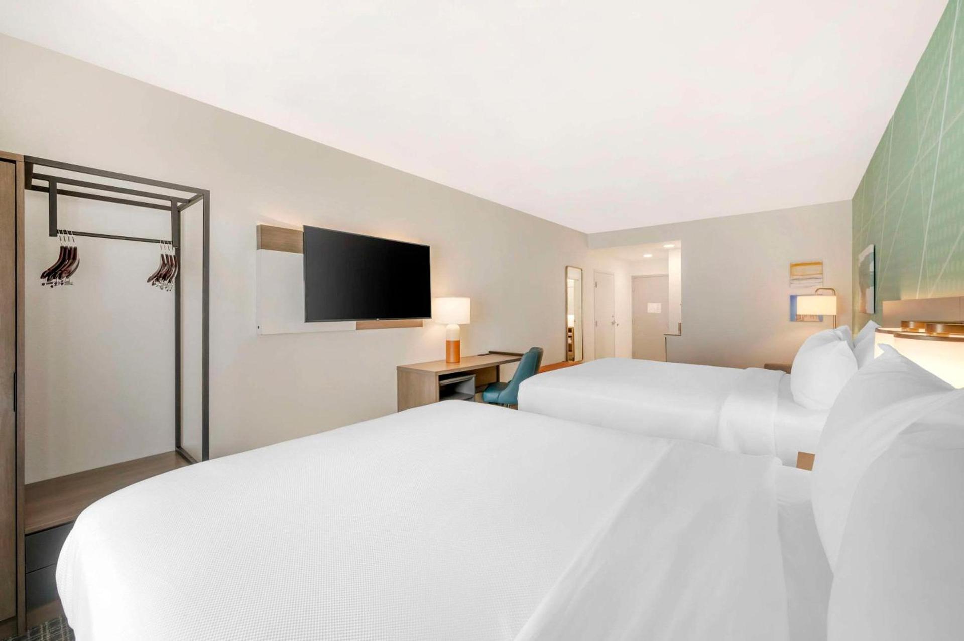 Comfort Suites Fort Wayne - Southwest photo 9
