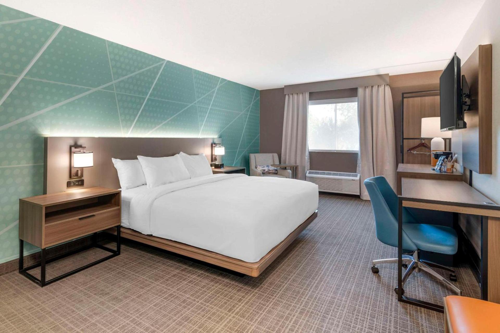 Comfort Inn & Suites Saratoga Springs photo 22