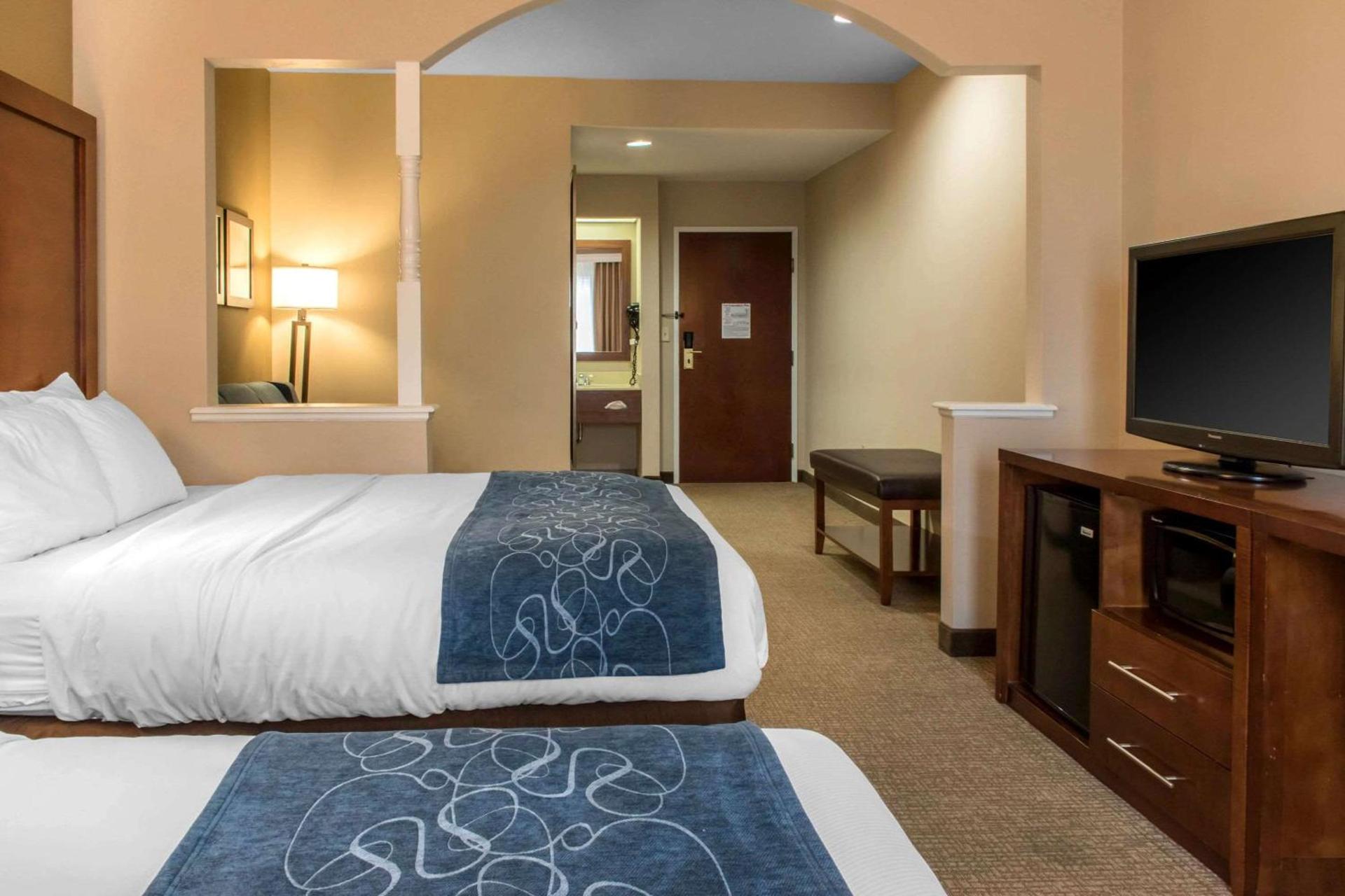 Comfort Suites Scranton near Montage Mountain photo 12