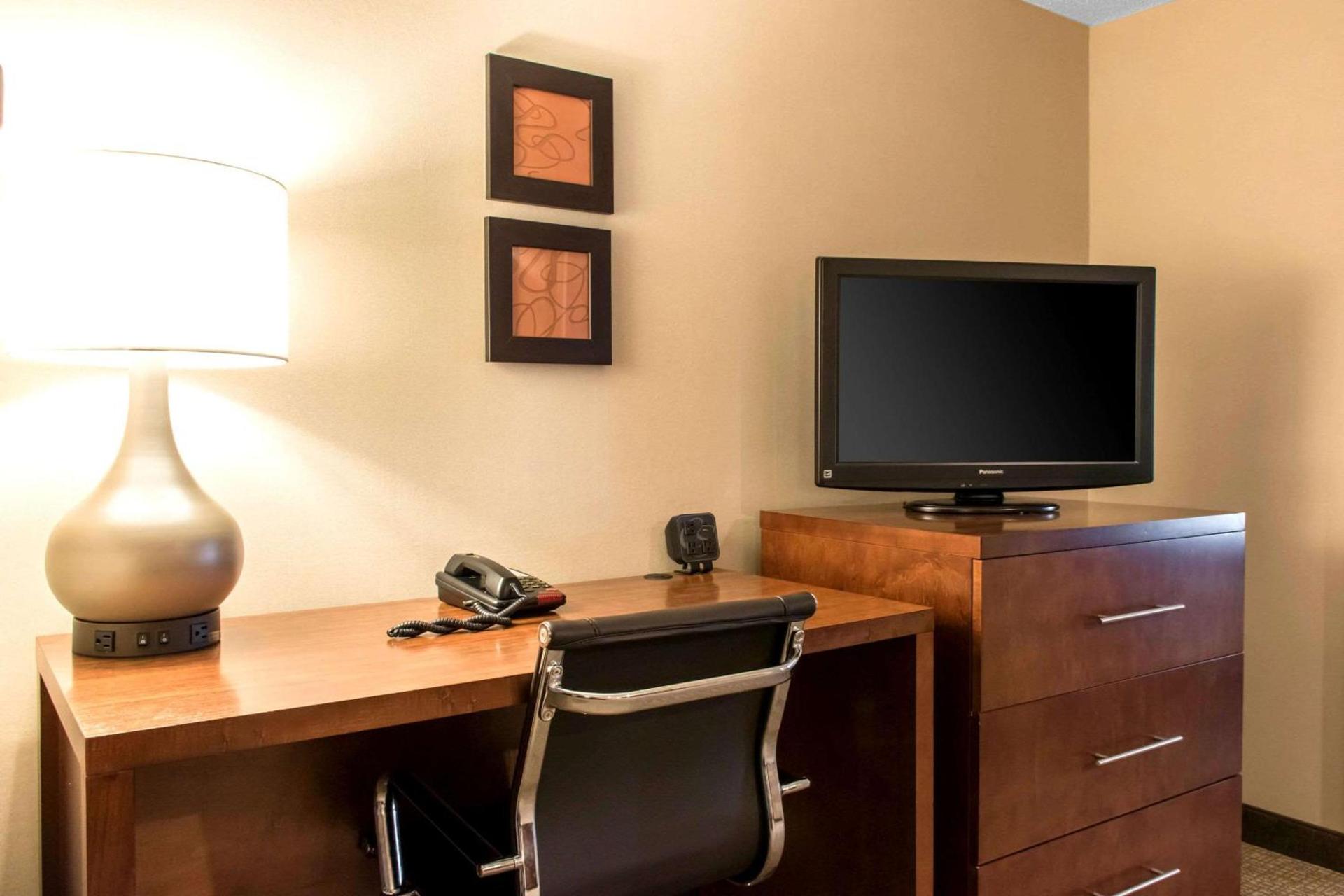 Comfort Suites Scranton near Montage Mountain photo 15