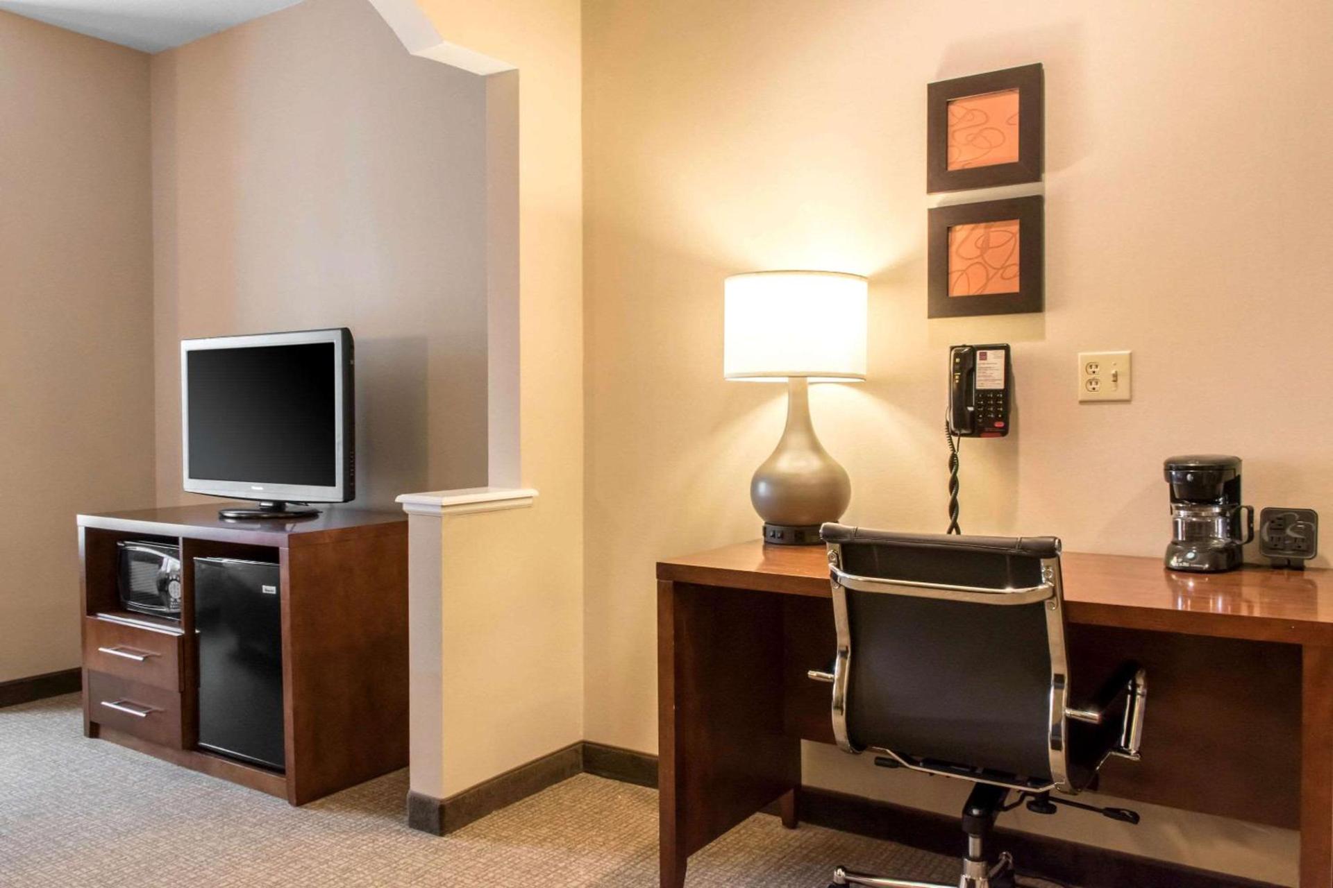 Comfort Suites Scranton near Montage Mountain photo 21