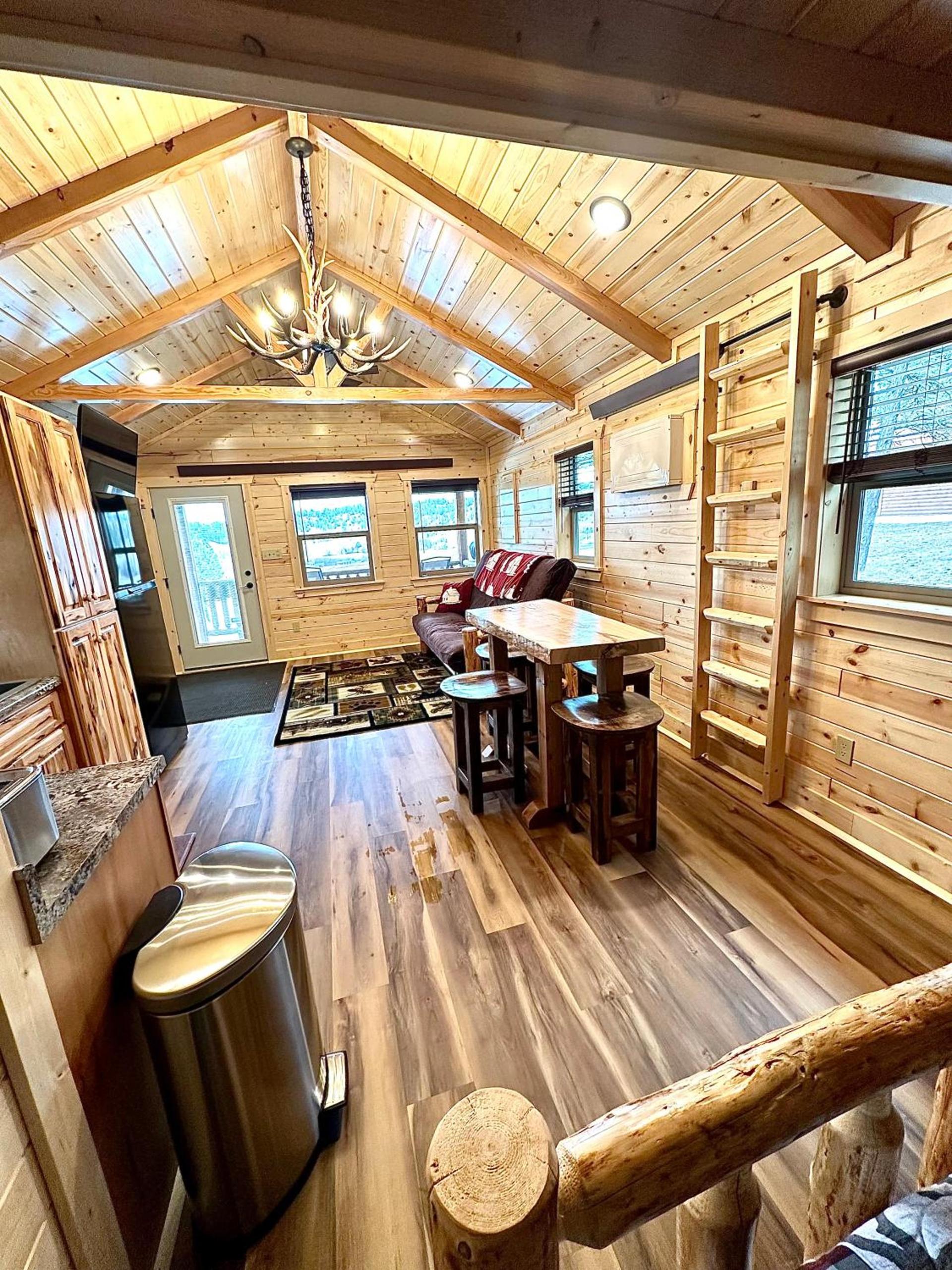 The Lodge at Devils Tower photo 22