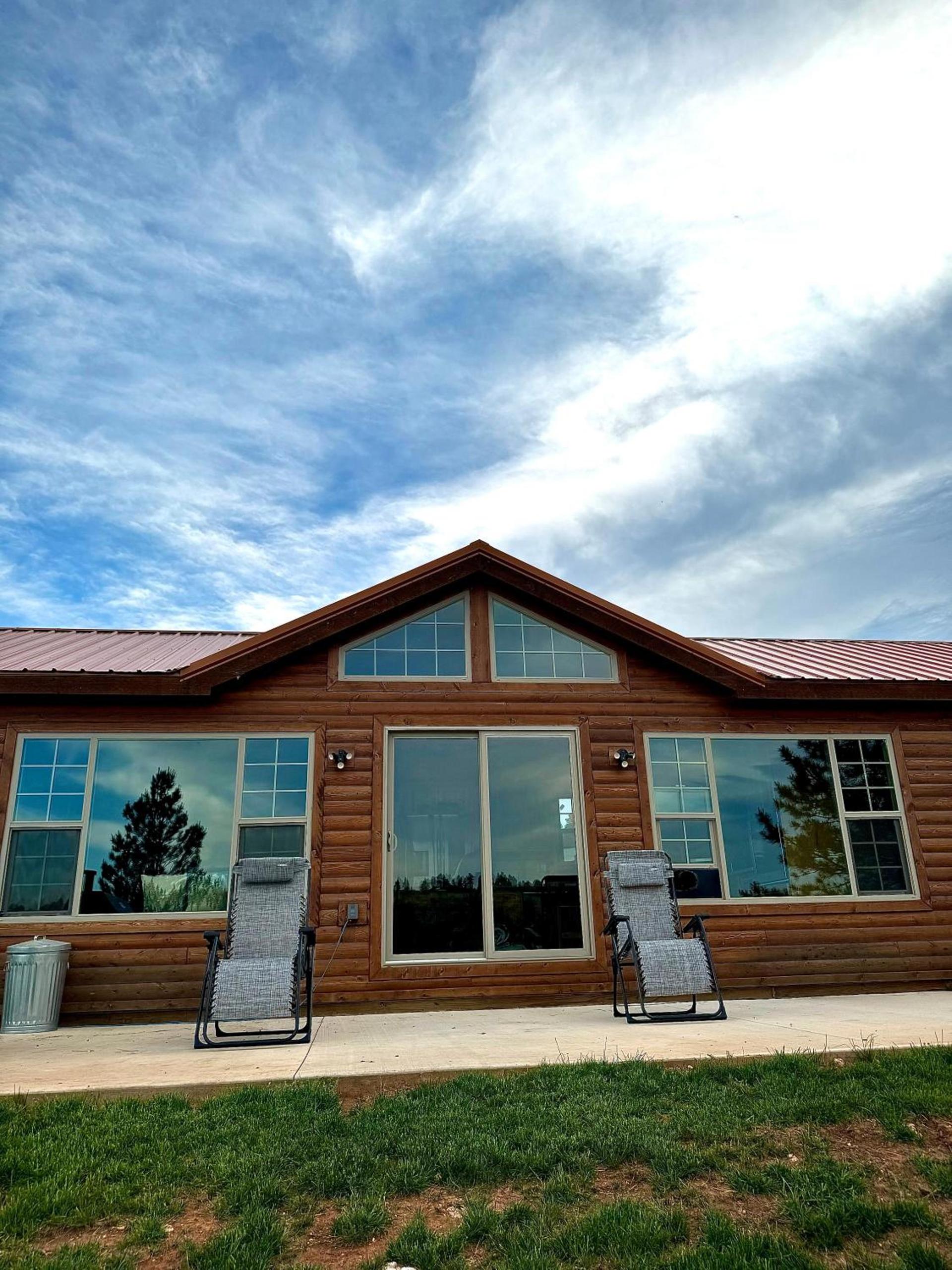 The Lodge at Devils Tower photo 40