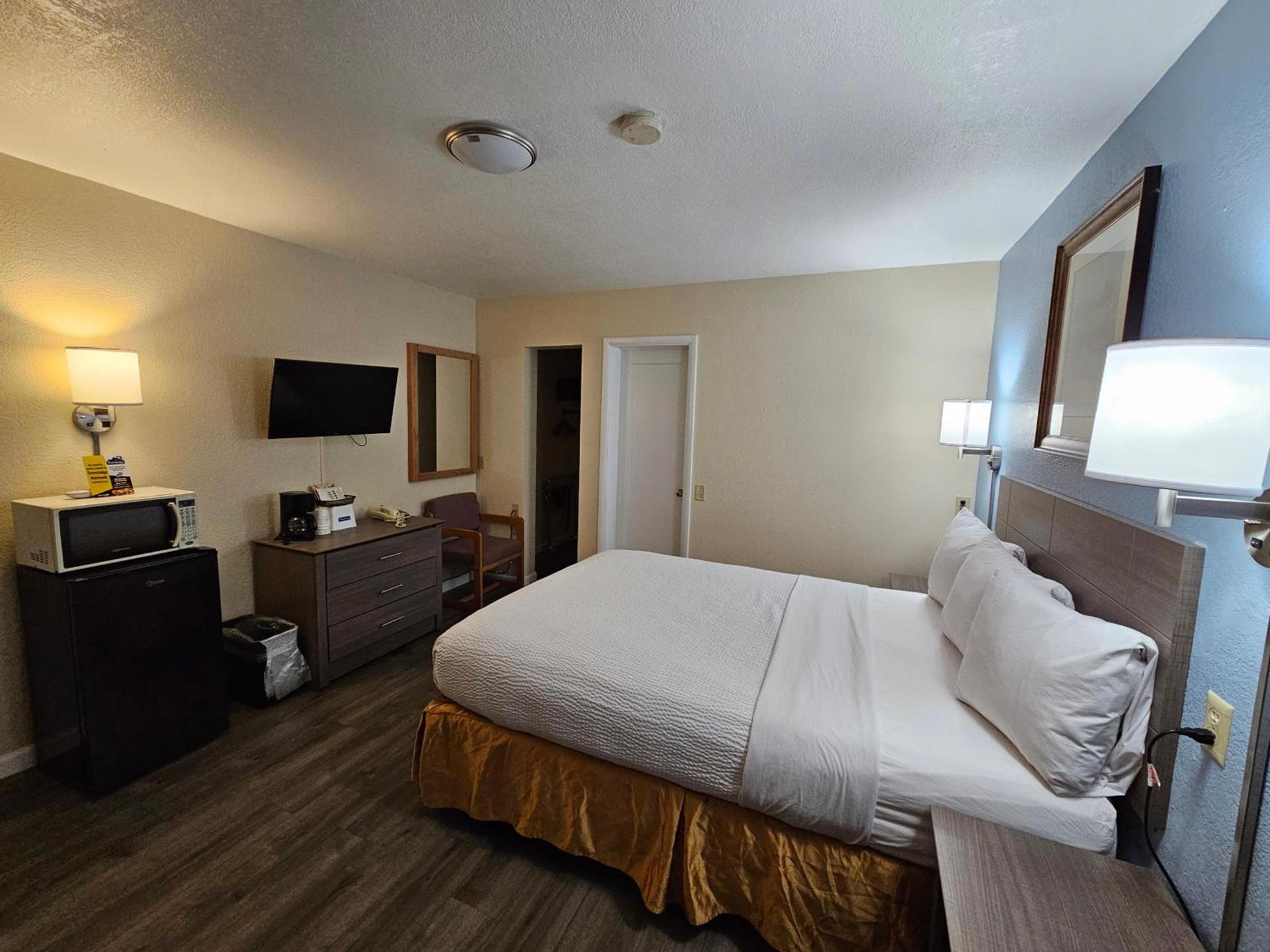 Travelodge by Wyndham Wenatchee photo 23
