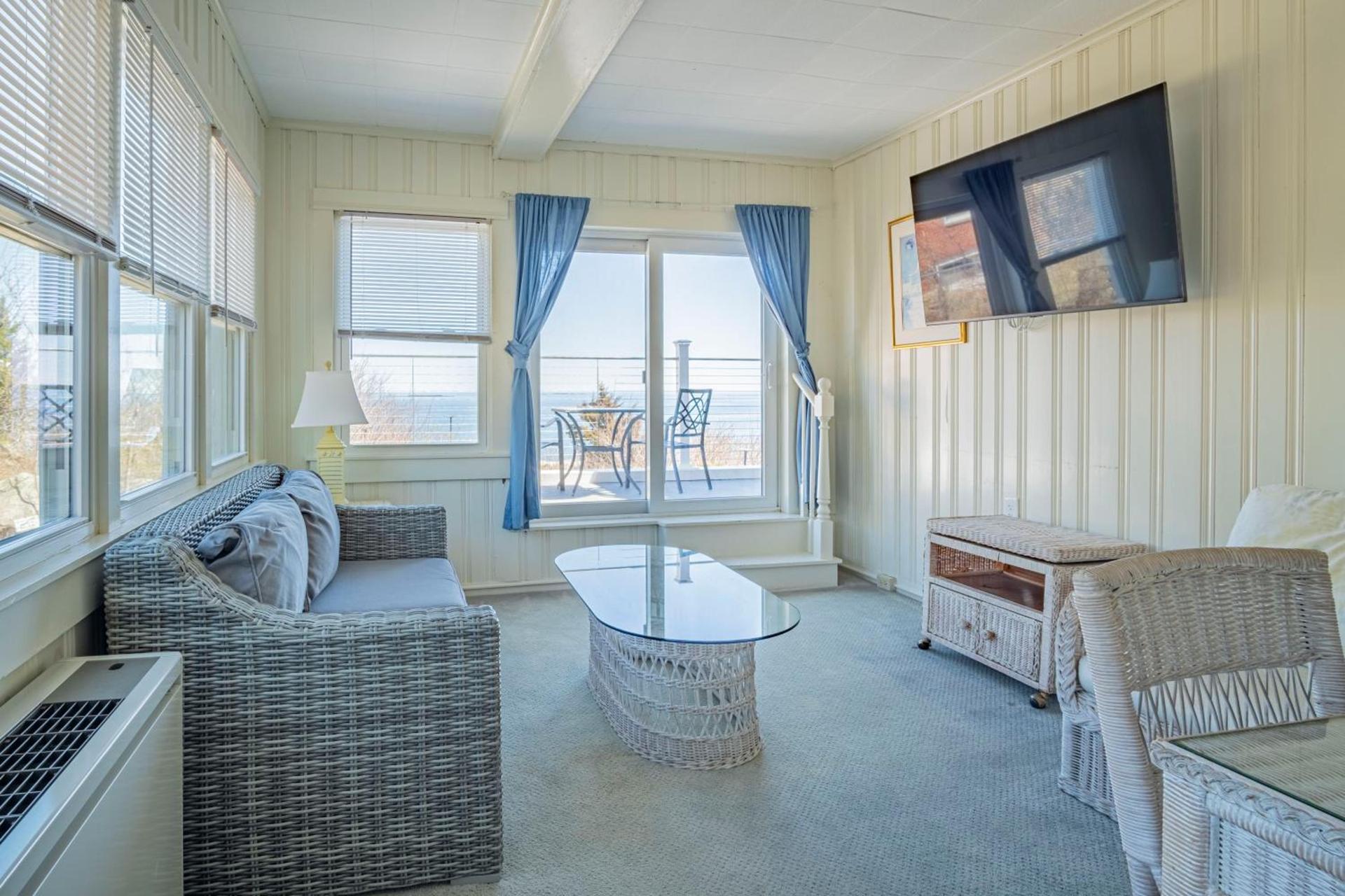 Yankee Clipper Inn photo 18