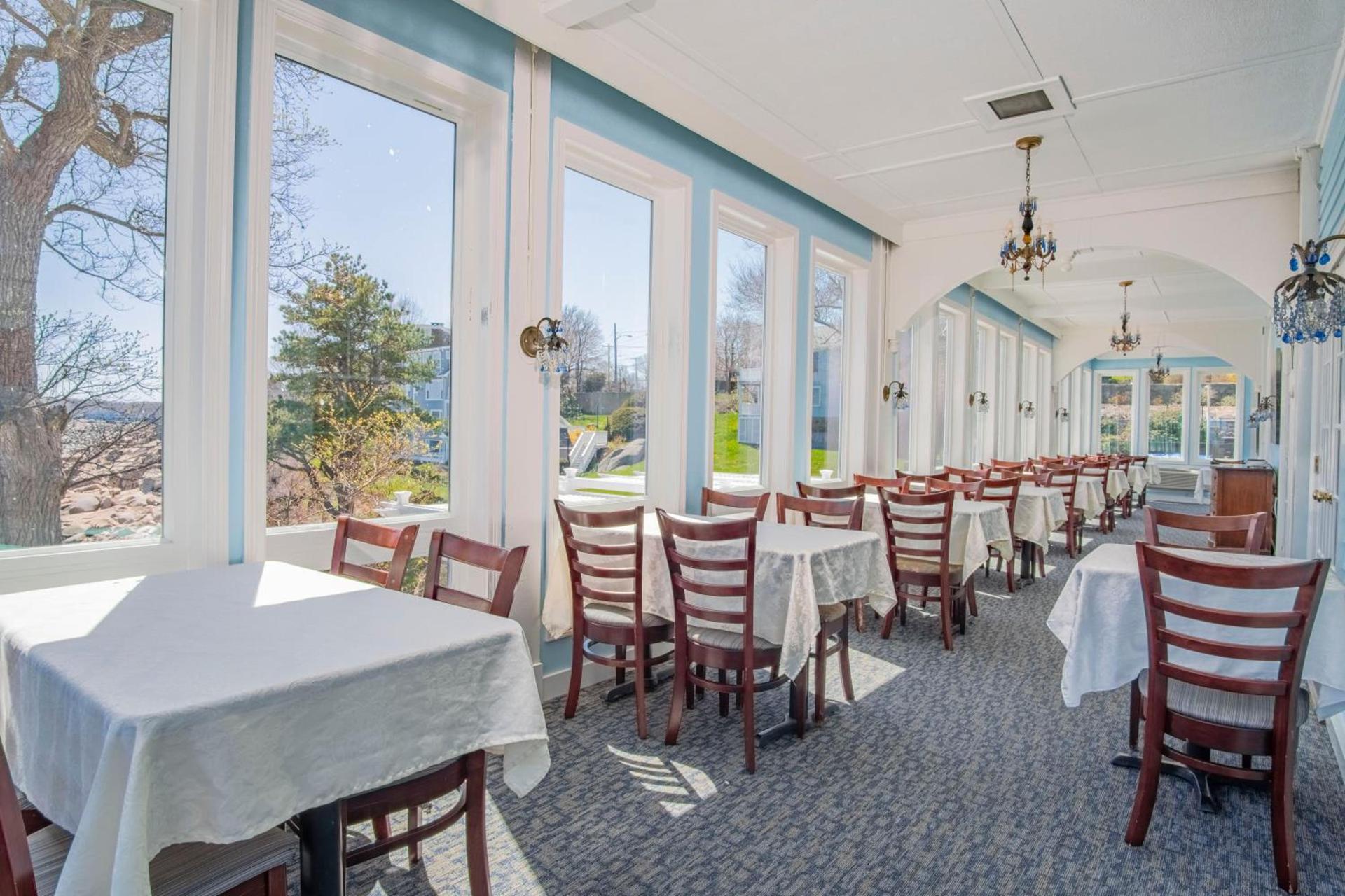 Yankee Clipper Inn photo 27