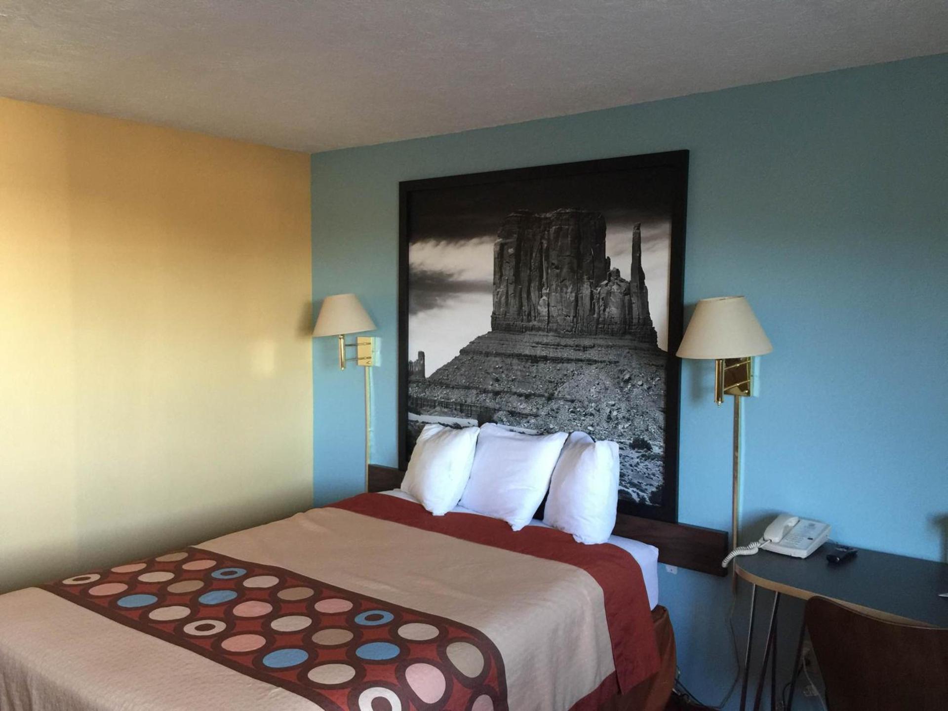 Super 8 by Wyndham Cedar City photo 28