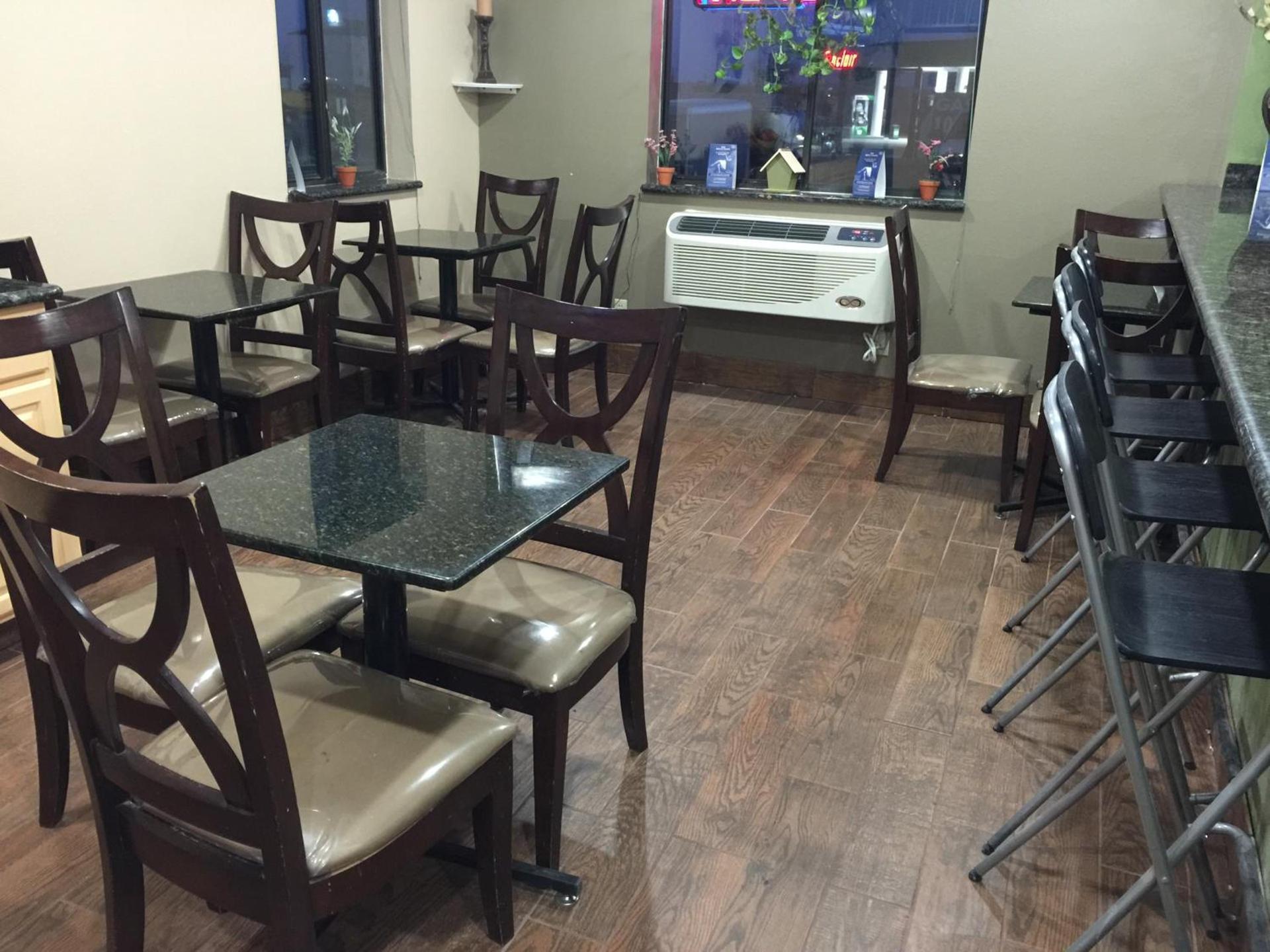 Super 8 by Wyndham Cedar City photo 29