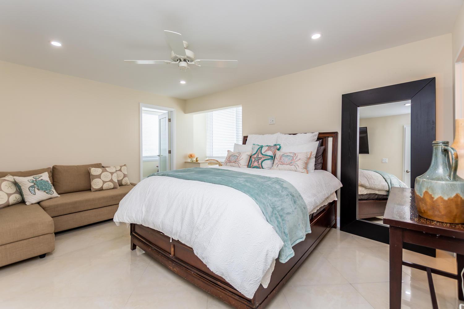 Ocean Manor Apartments photo 8