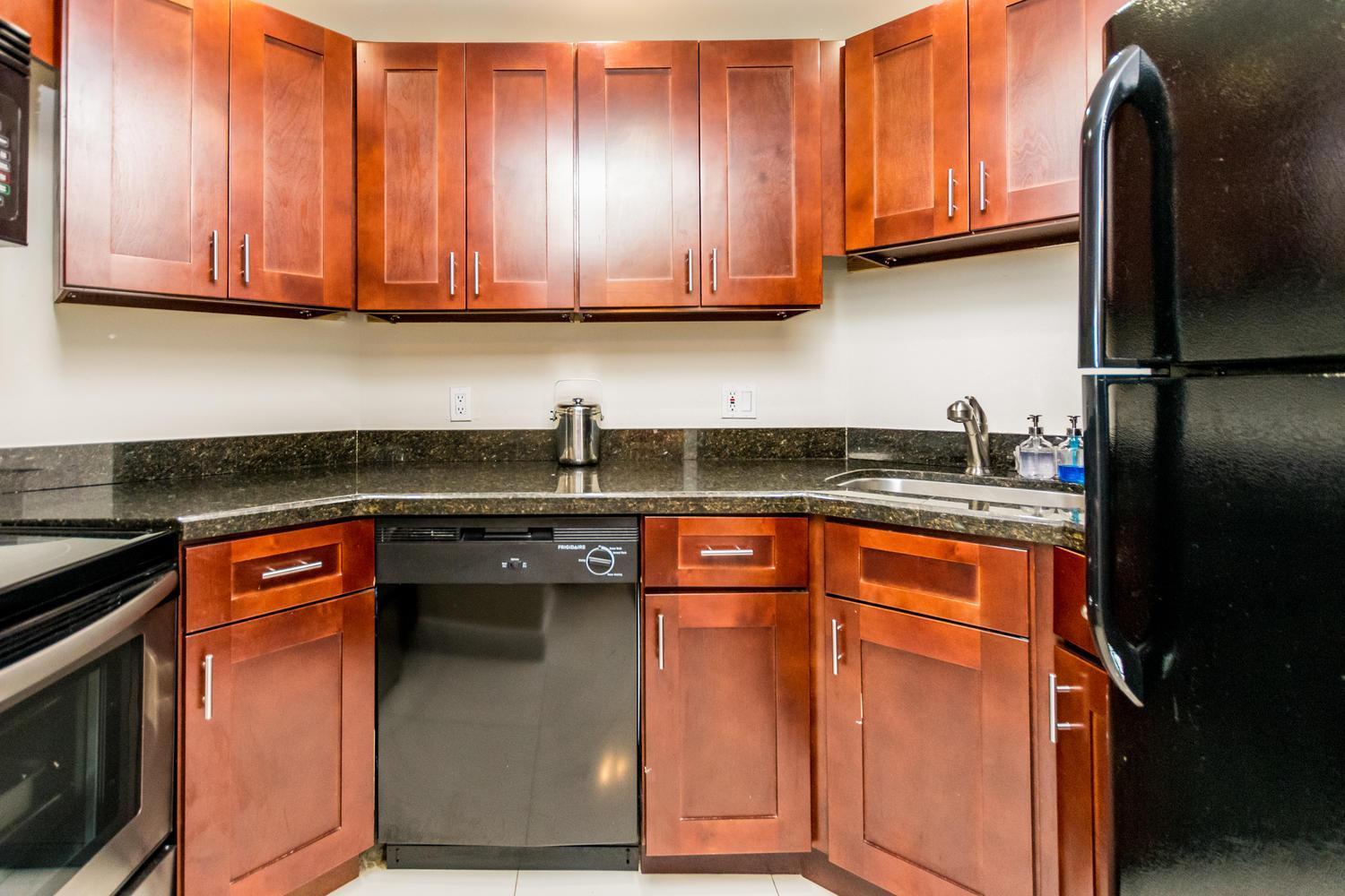 Ocean Manor Apartments photo 14