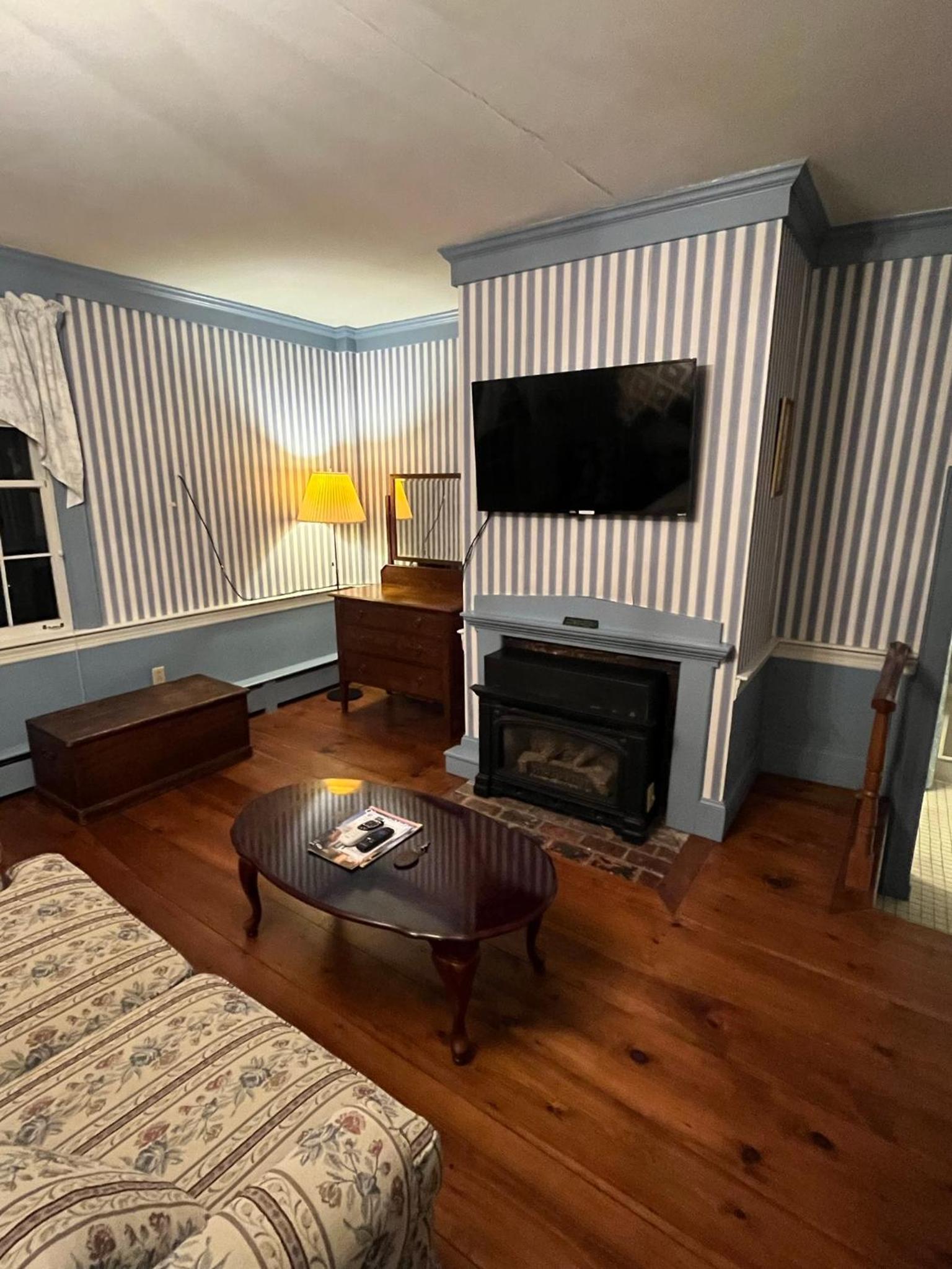 Chester Inn photo 68