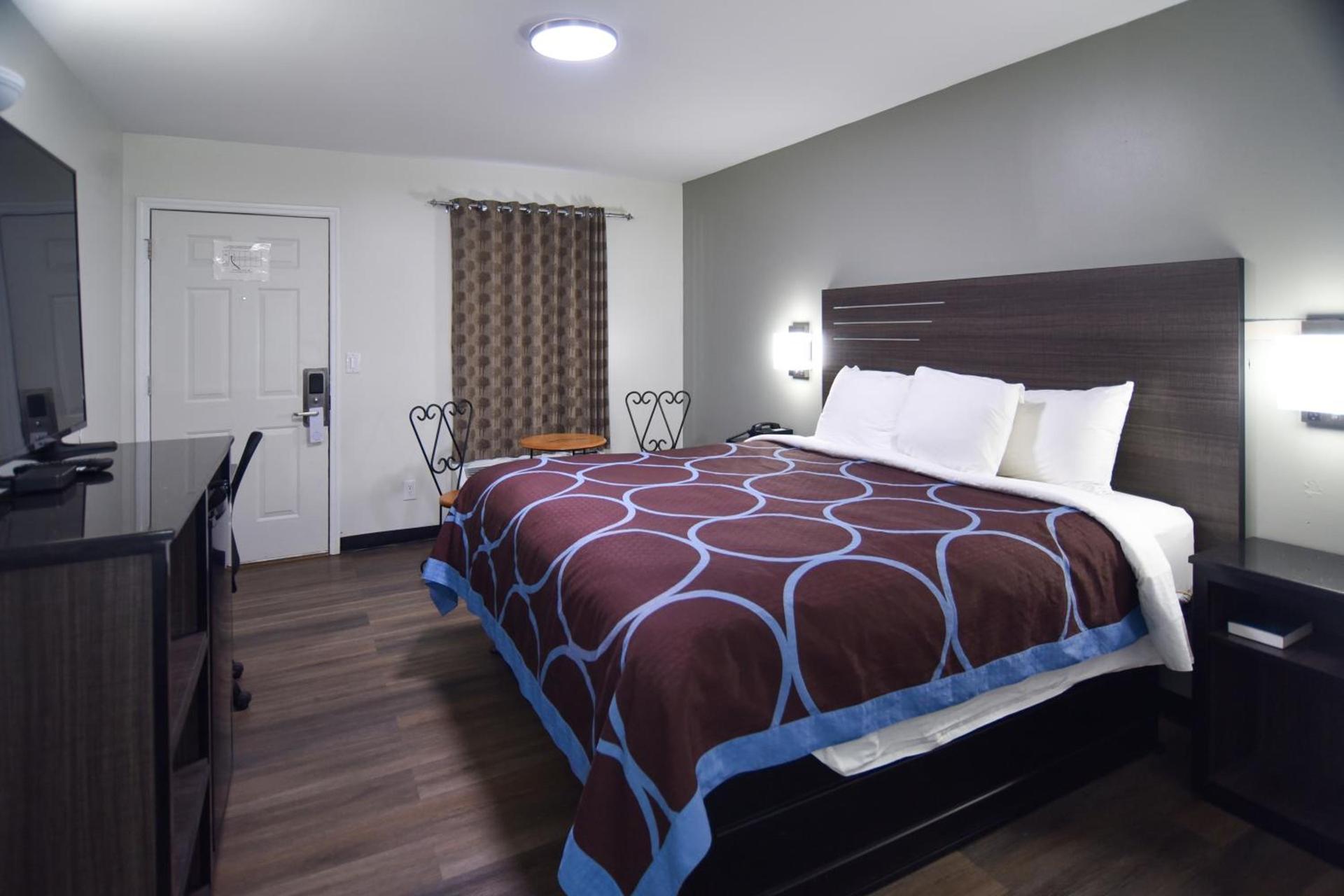 Lynchburg Country Inn photo 3