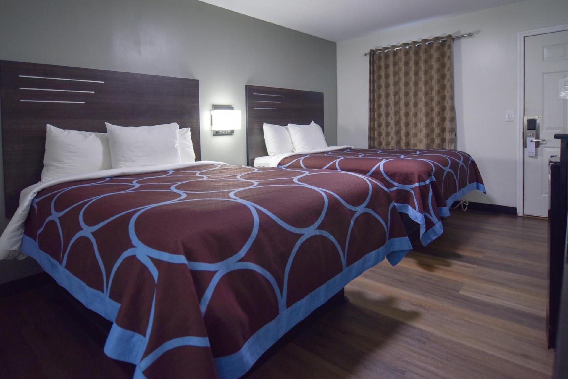 Lynchburg Country Inn photo 6