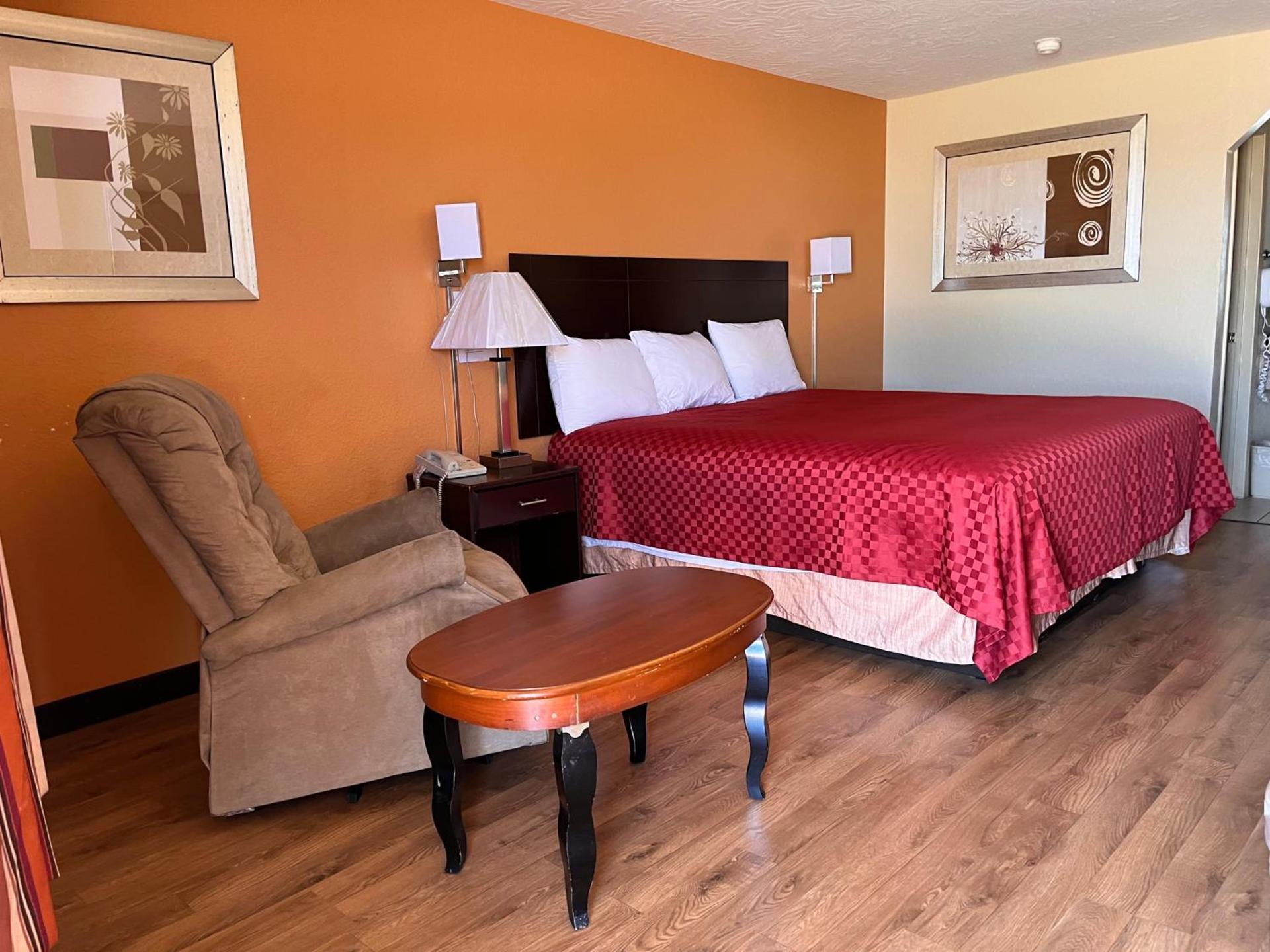 Stamford INN photo 18