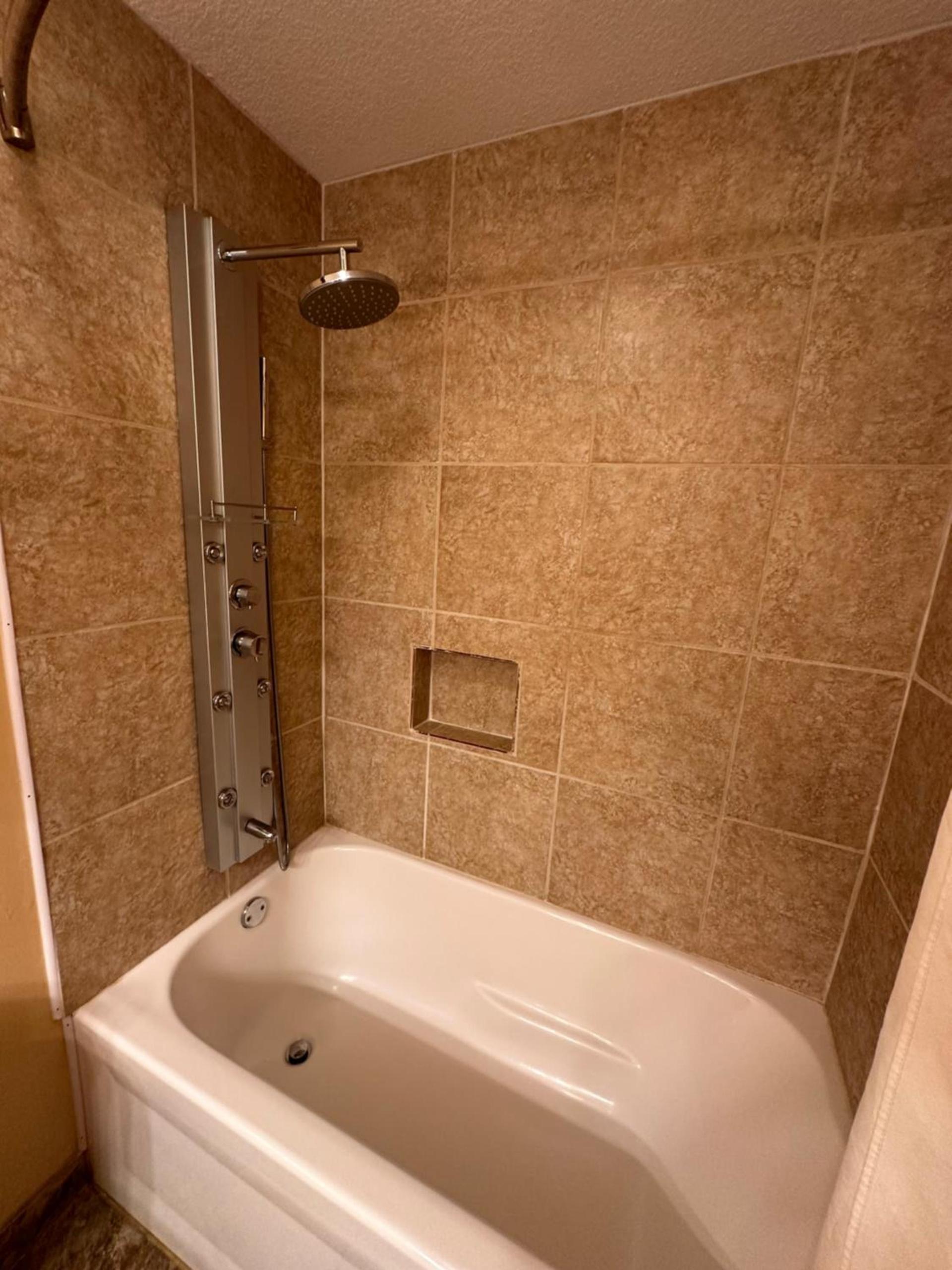 budget inn photo 9