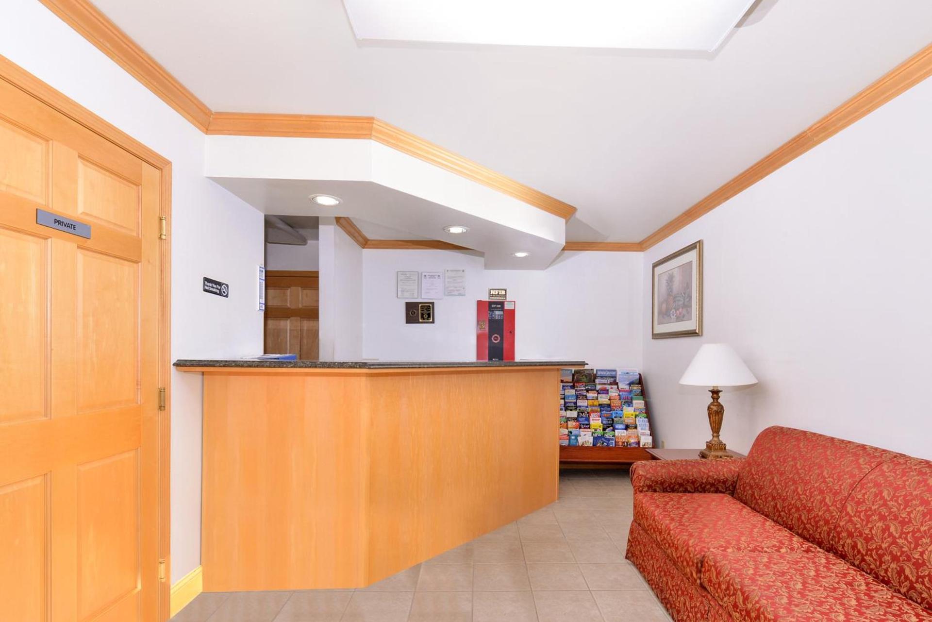Tower Inn and Suites of Guilford / Madison photo 17