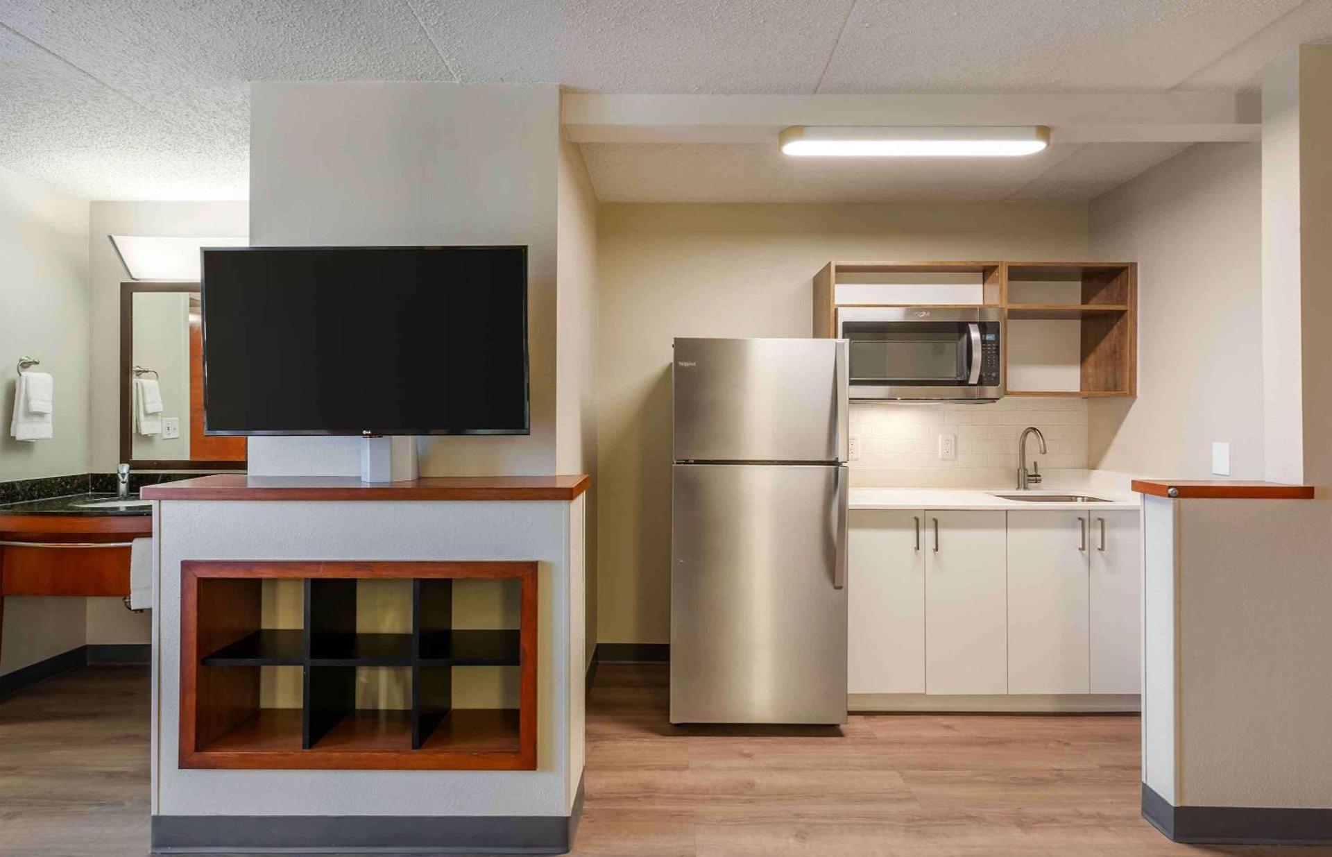 Extended Stay America Premier Suites - Cleveland - Independence photo 13