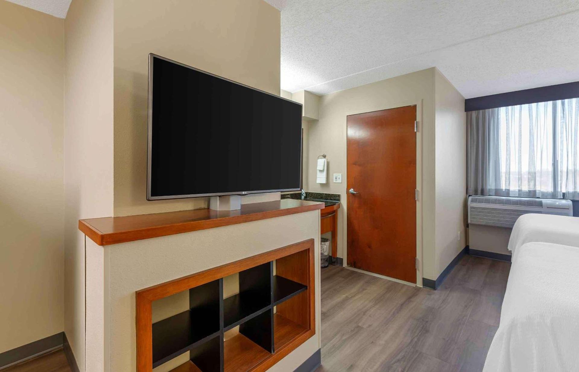 Extended Stay America Premier Suites - Cleveland - Independence photo 22