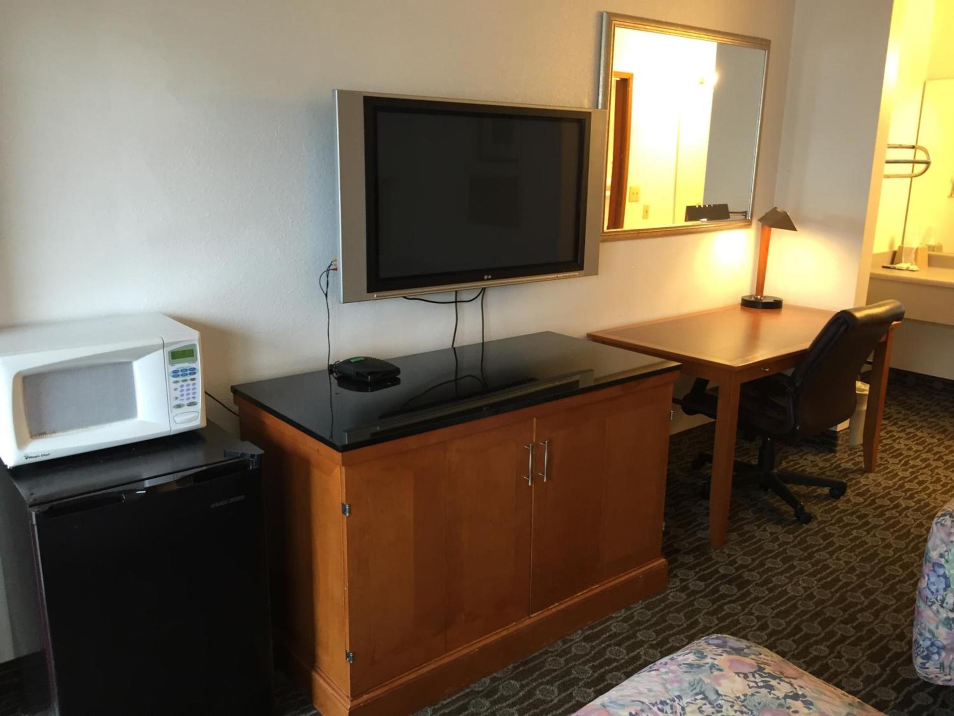 Sunshine Motel photo 31