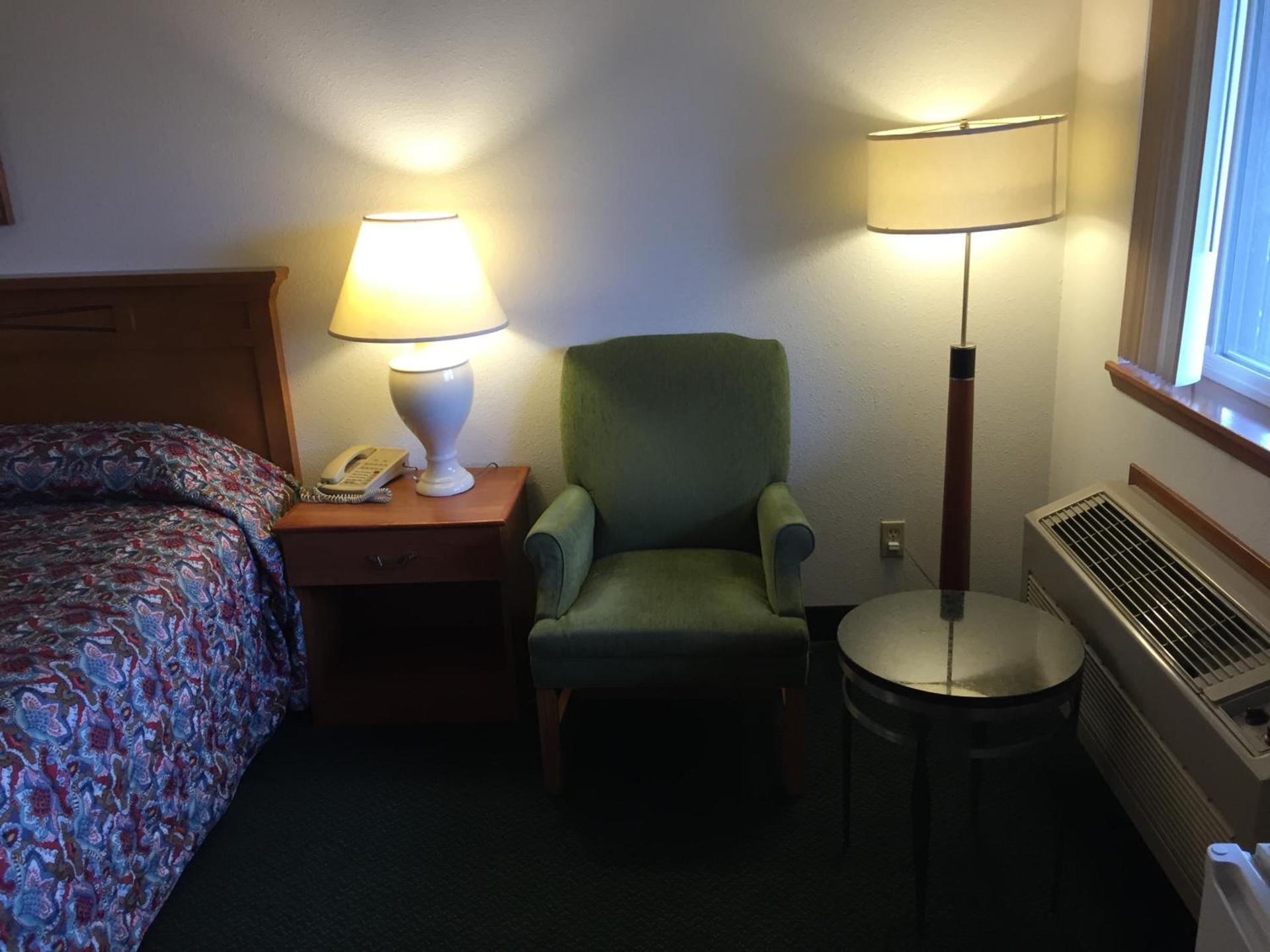 Sunshine Motel photo 17
