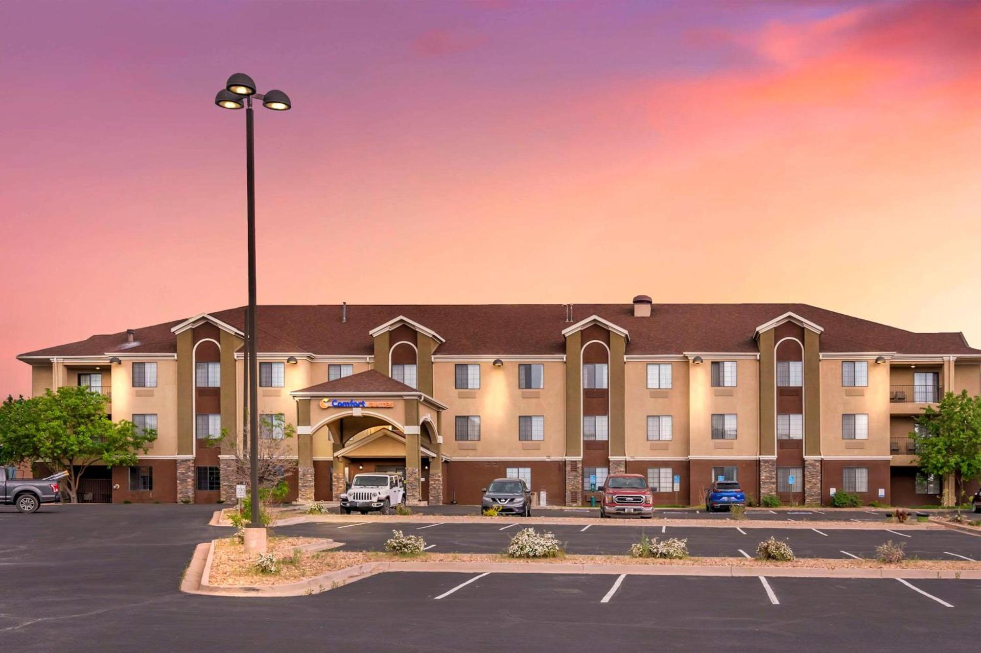Comfort Suites Castle Rock - Denver South photo 3