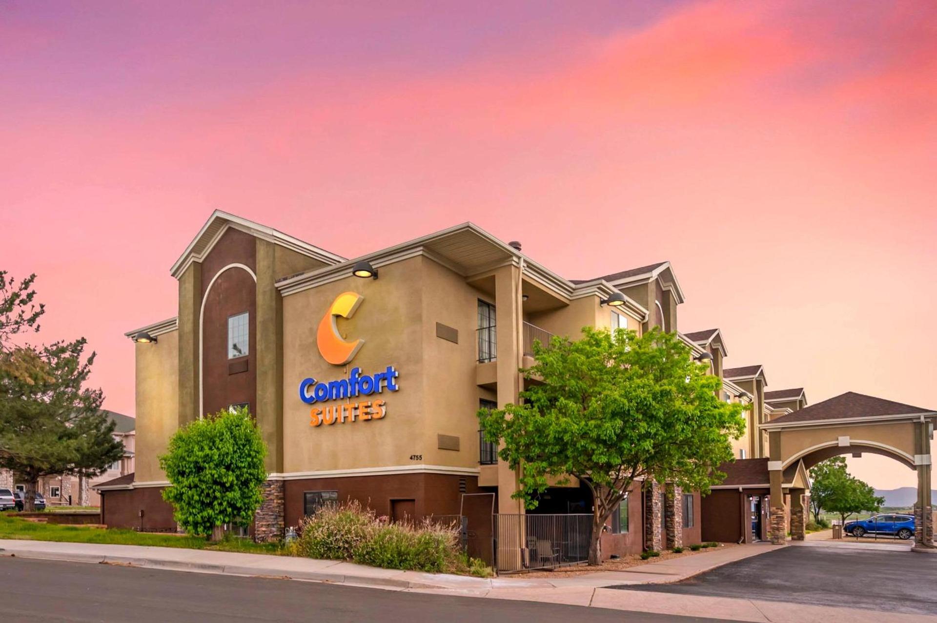 Comfort Suites Castle Rock - Denver South photo 4