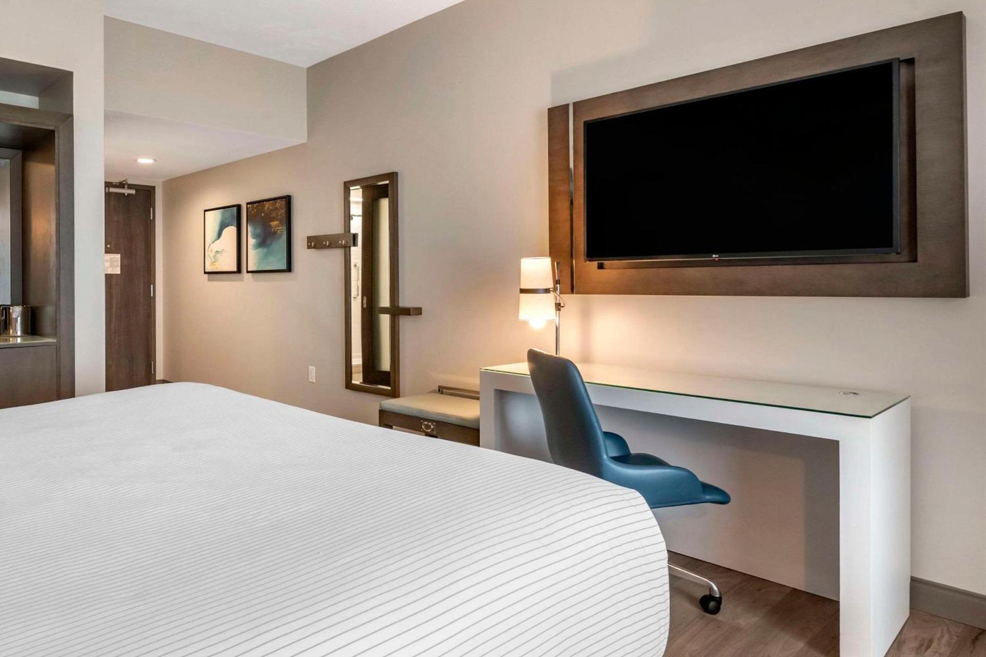 Cambria Hotel Orlando Airport photo 14