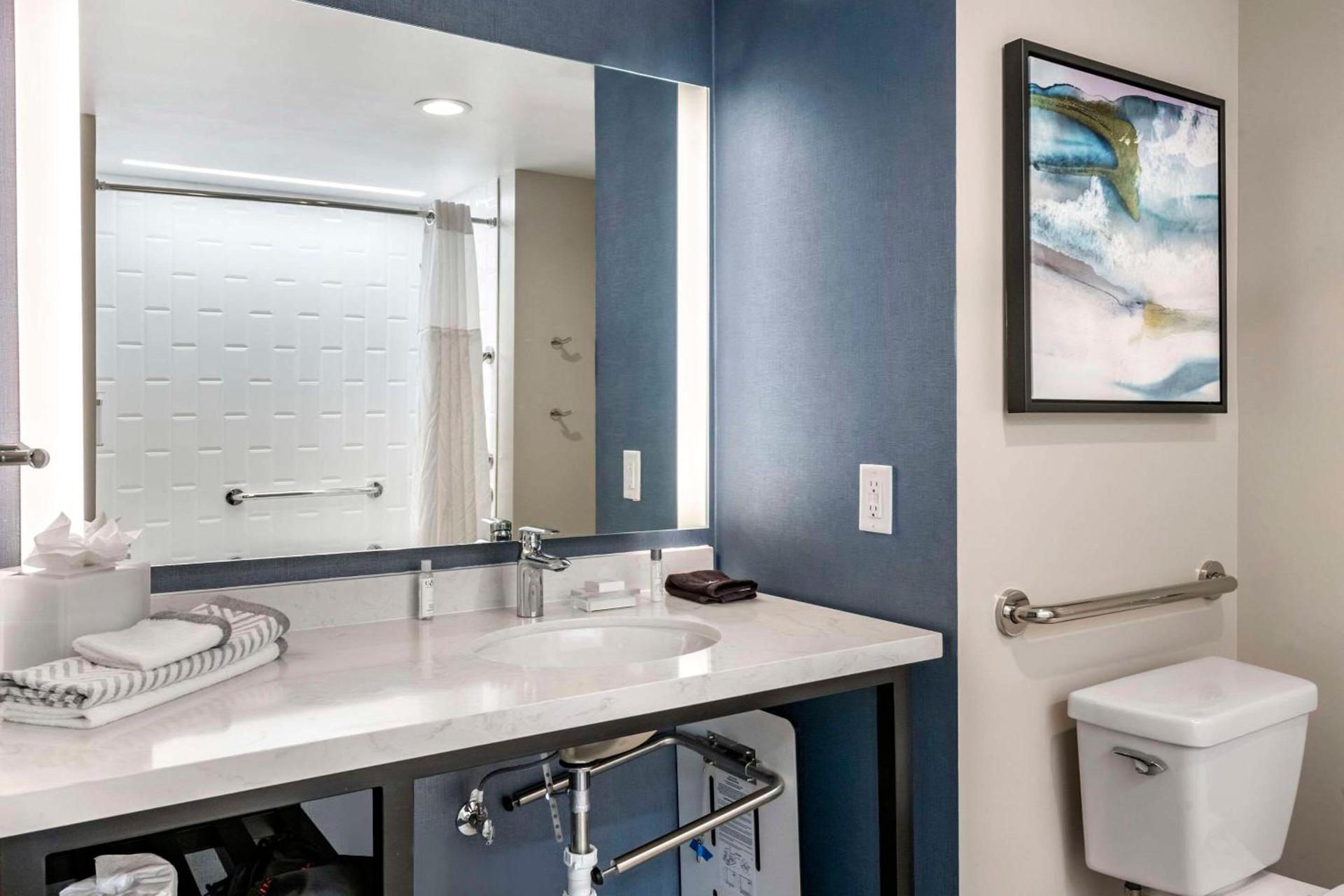 Cambria Hotel Orlando Airport photo 33