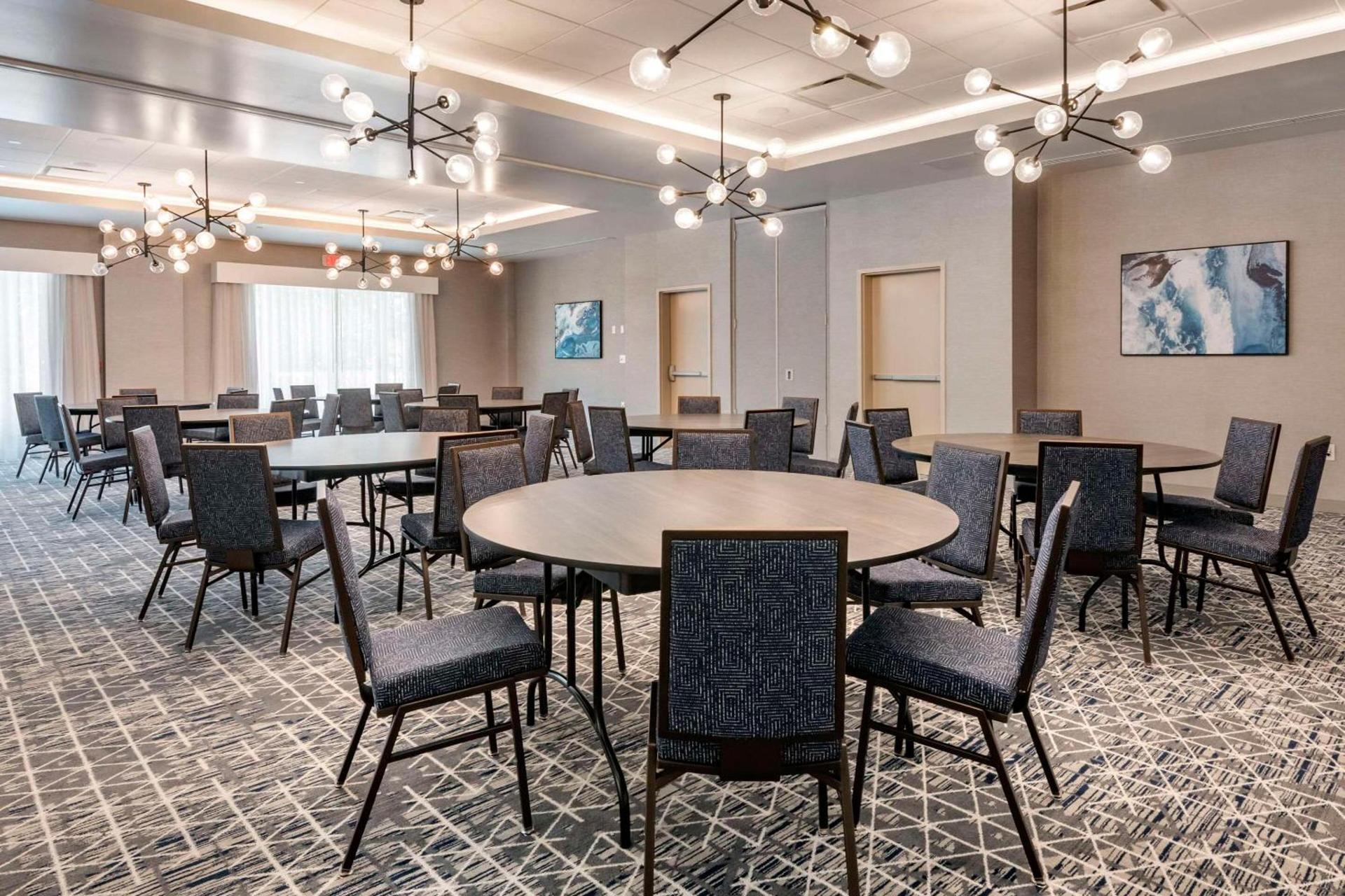 Cambria Hotel Orlando Airport photo 51