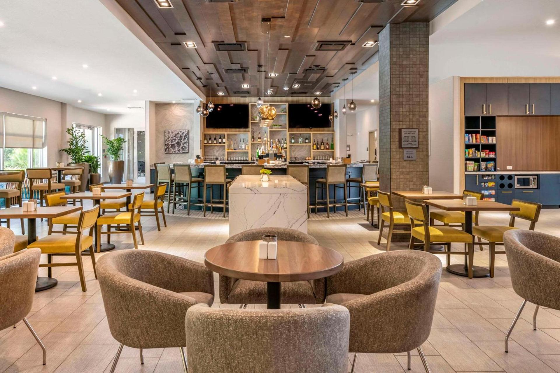 Cambria Hotel Orlando Airport photo 53