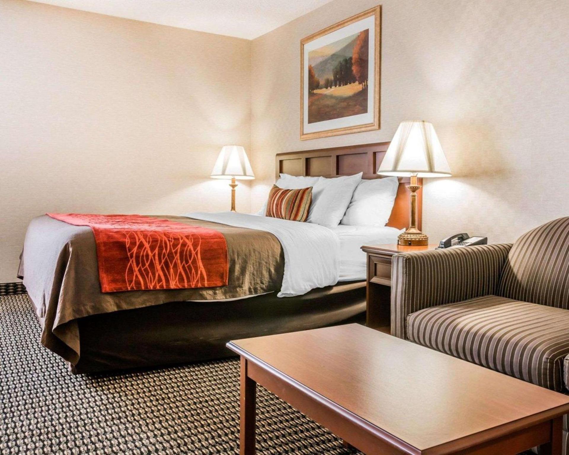 Wingate by Wyndham Utica photo 24