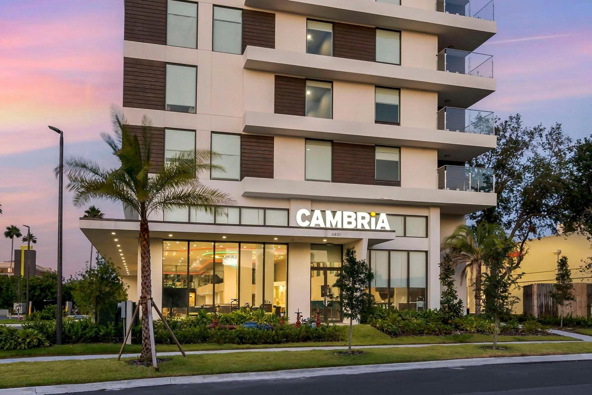 Cambria Hotel Orlando near Universal Theme Parks photo 7