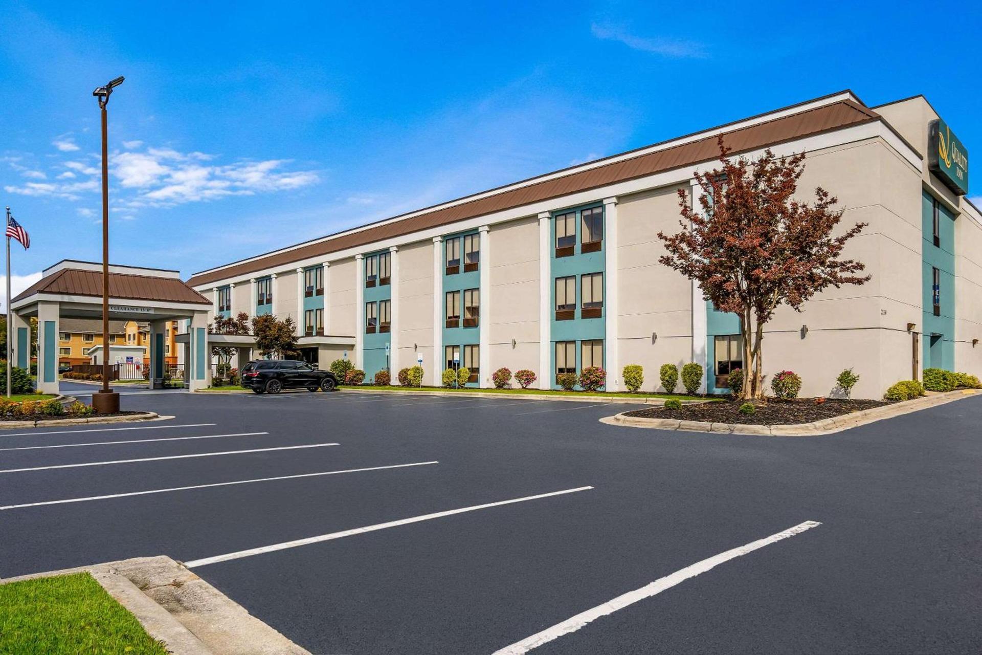 Quality Inn Jacksonville near Camp Lejeune photo 2
