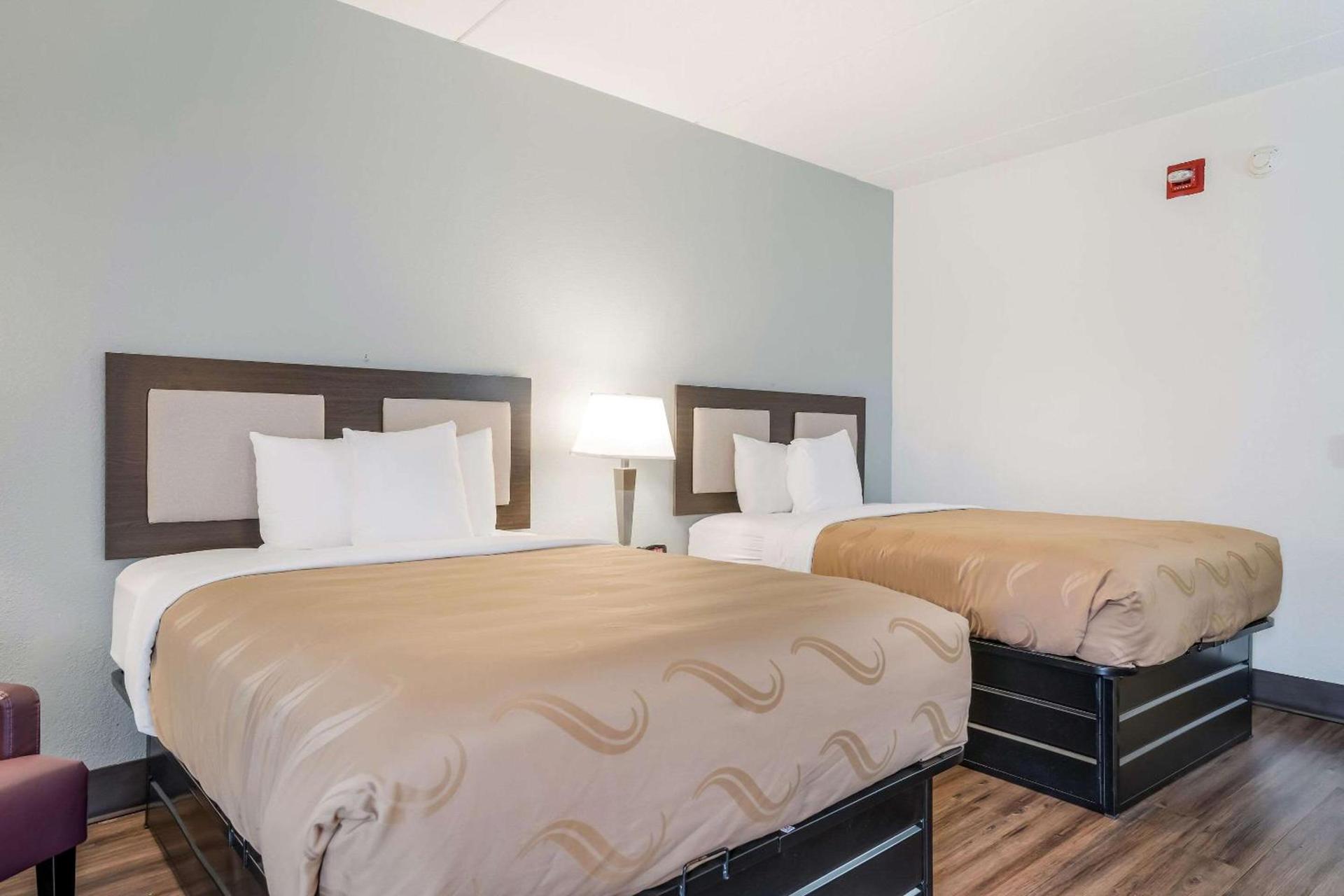 Quality Inn Jacksonville near Camp Lejeune photo 10