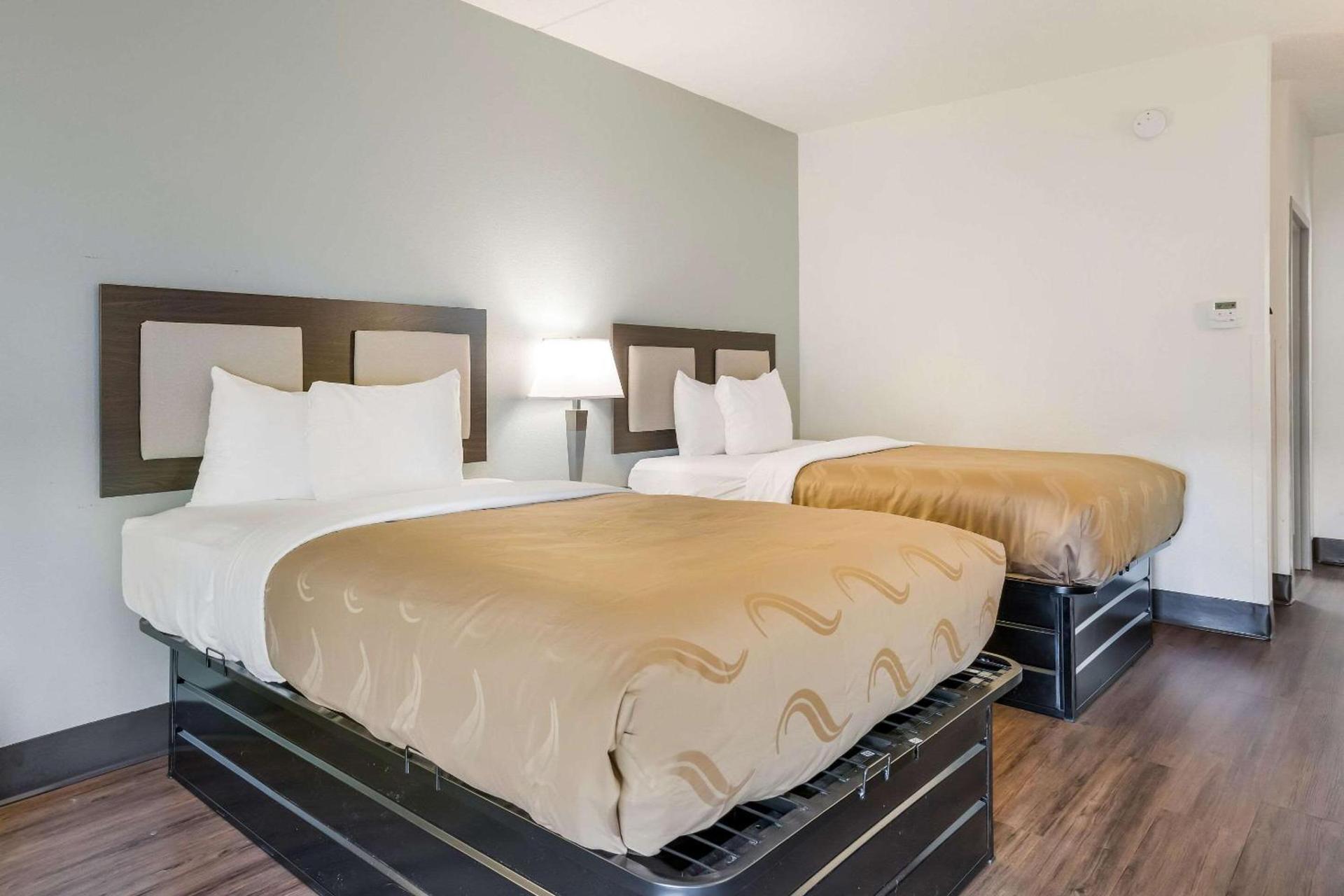 Quality Inn Jacksonville near Camp Lejeune photo 13